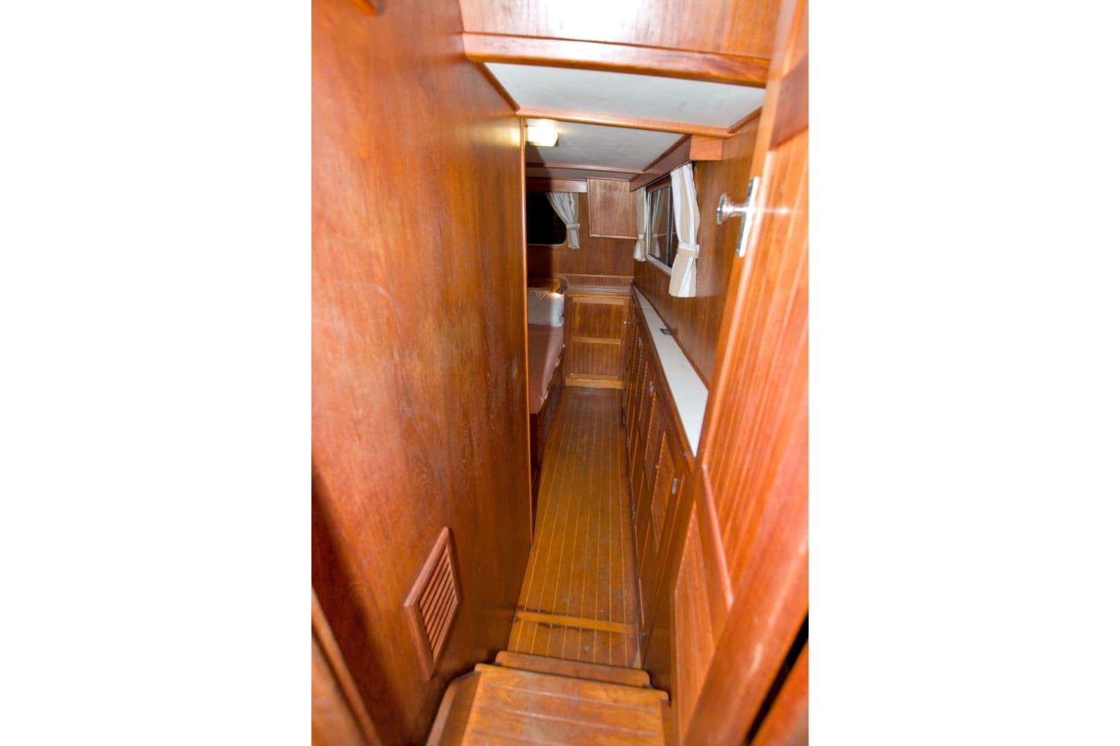 1999 Monk 36 Trawler