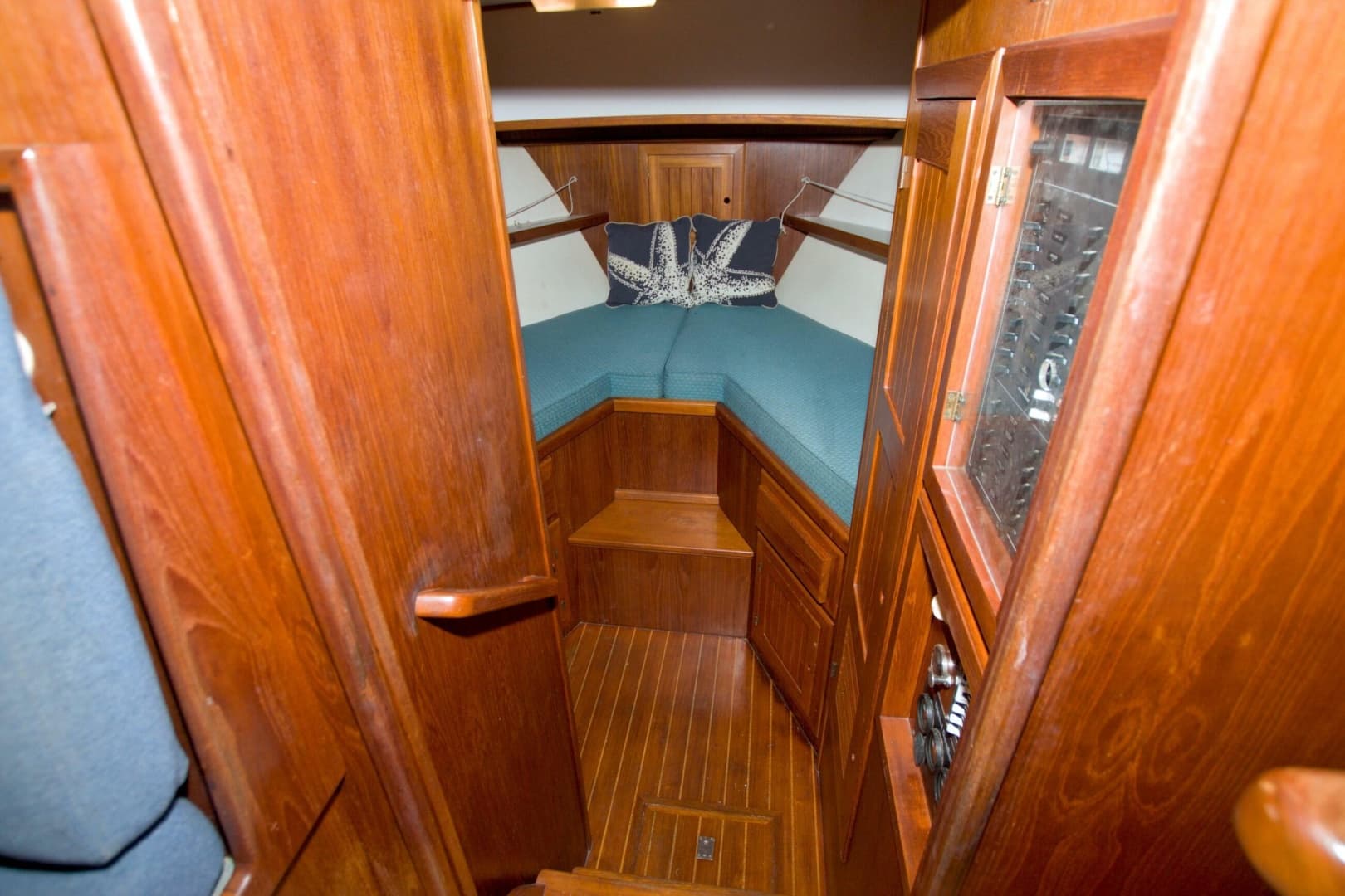 1999 Monk 36 Trawler