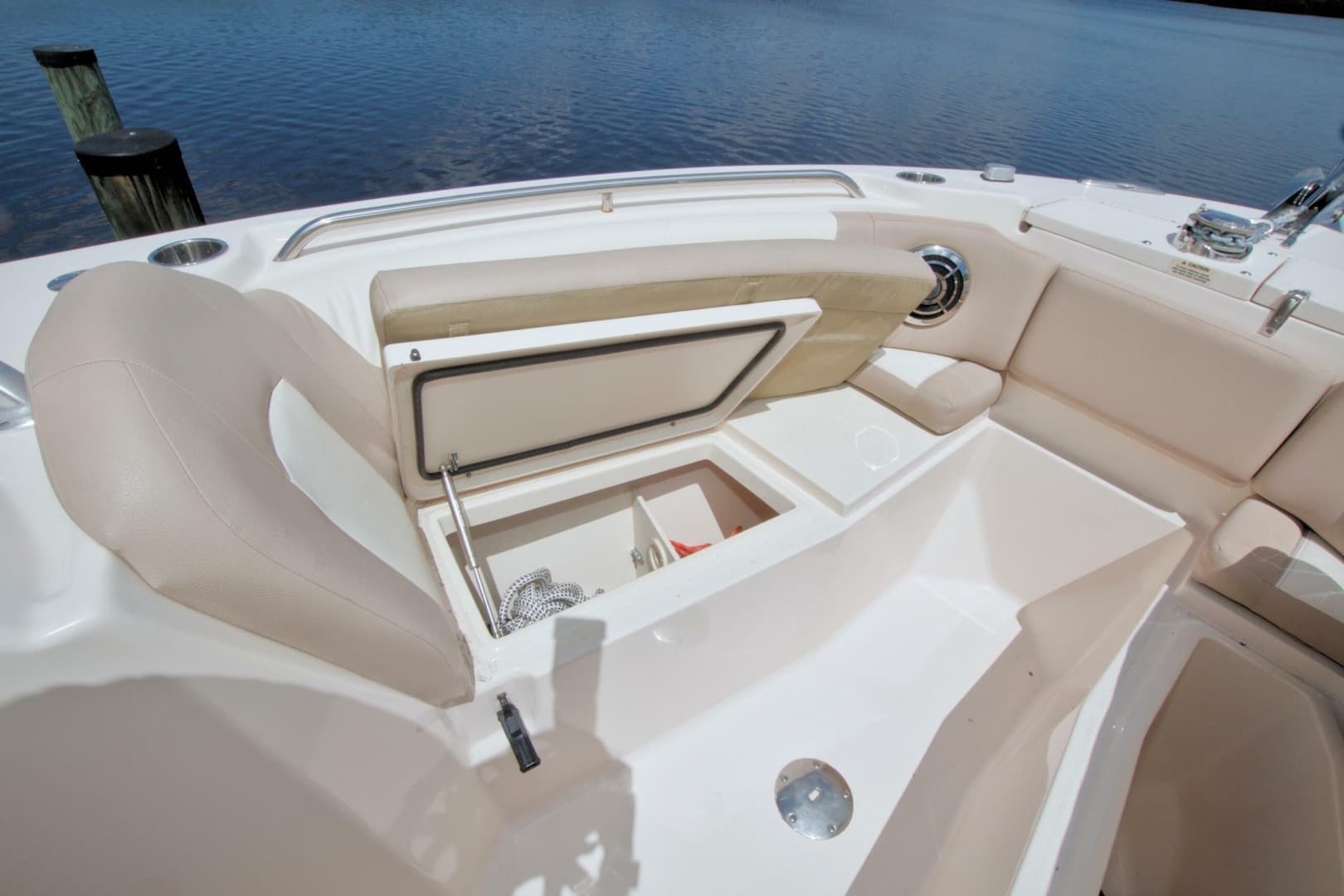 2013 Grady-White Freedom 275