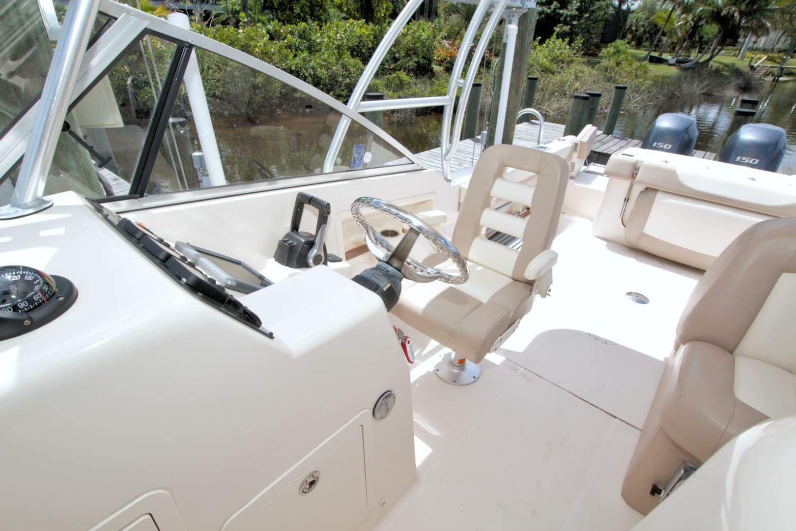 2013 Grady-White Freedom 275