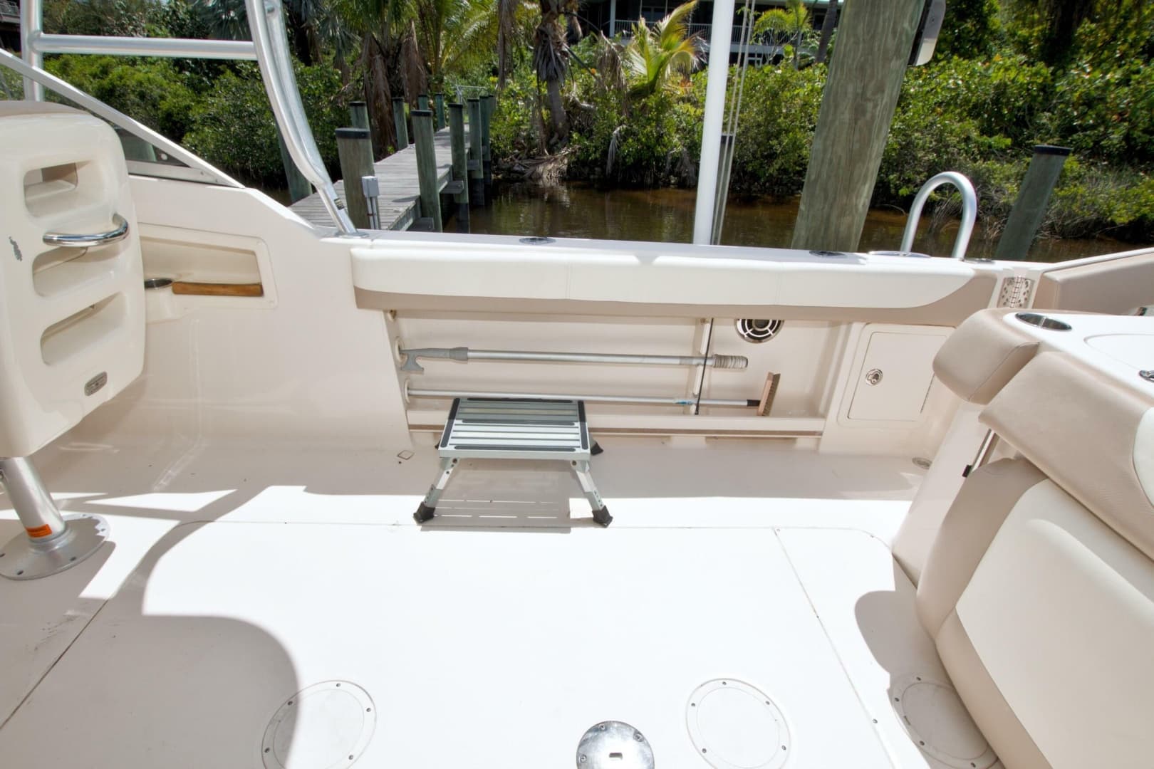 2013 Grady-White Freedom 275