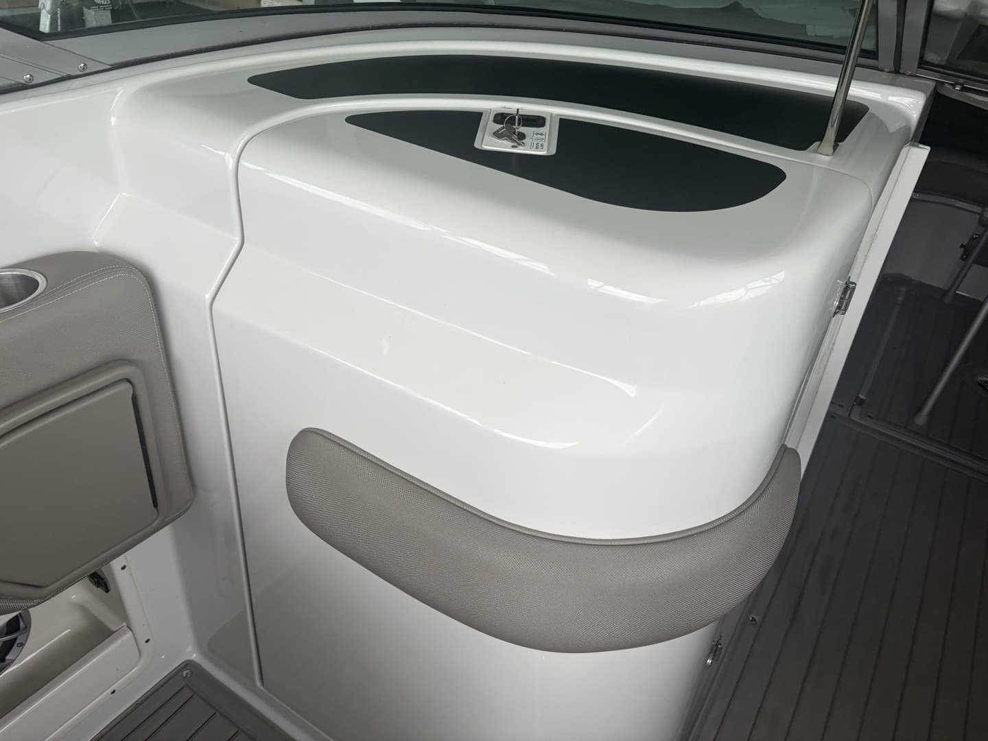 2018 Crownline Eclipse E30