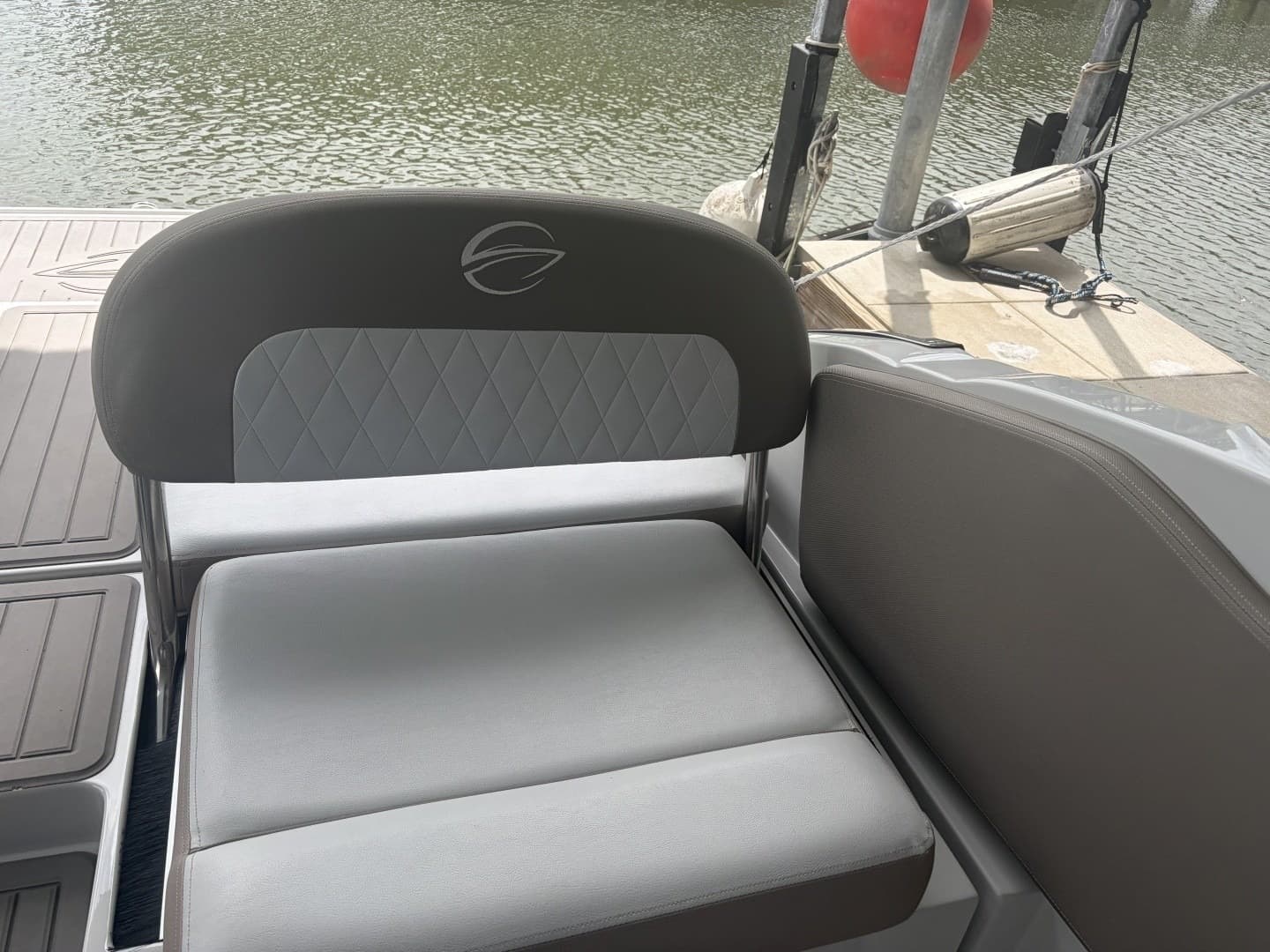 2018 Crownline Eclipse E30