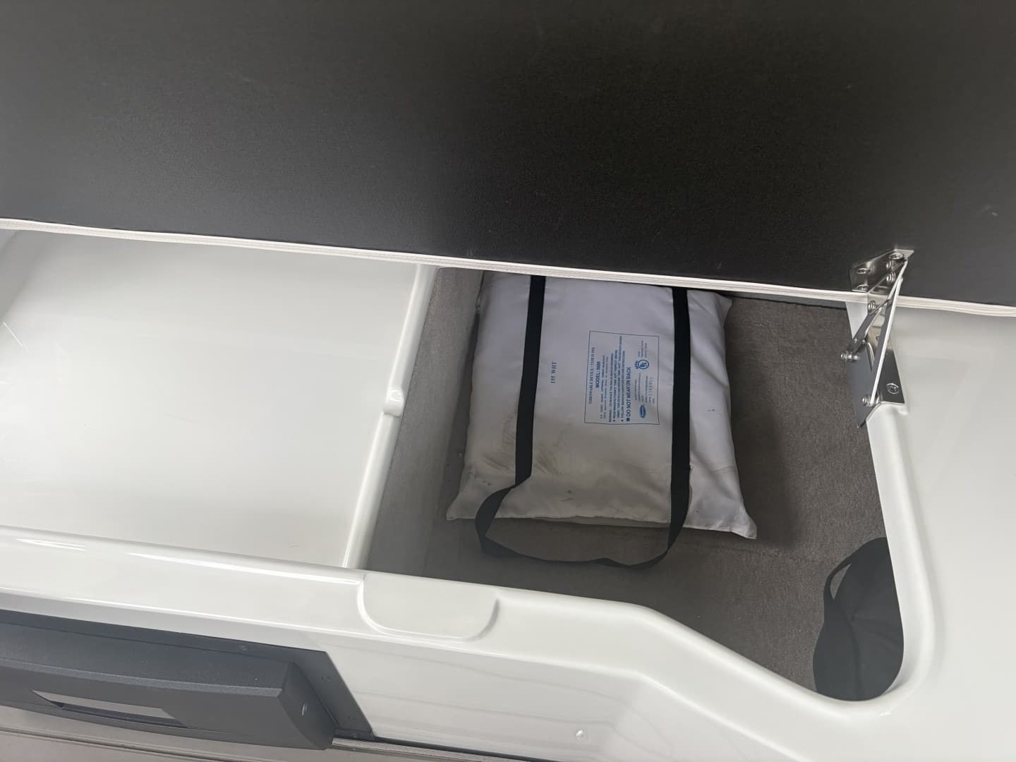 2018 Crownline Eclipse E30