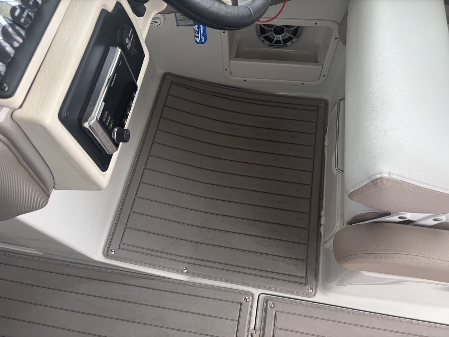 2018 Crownline Eclipse E30