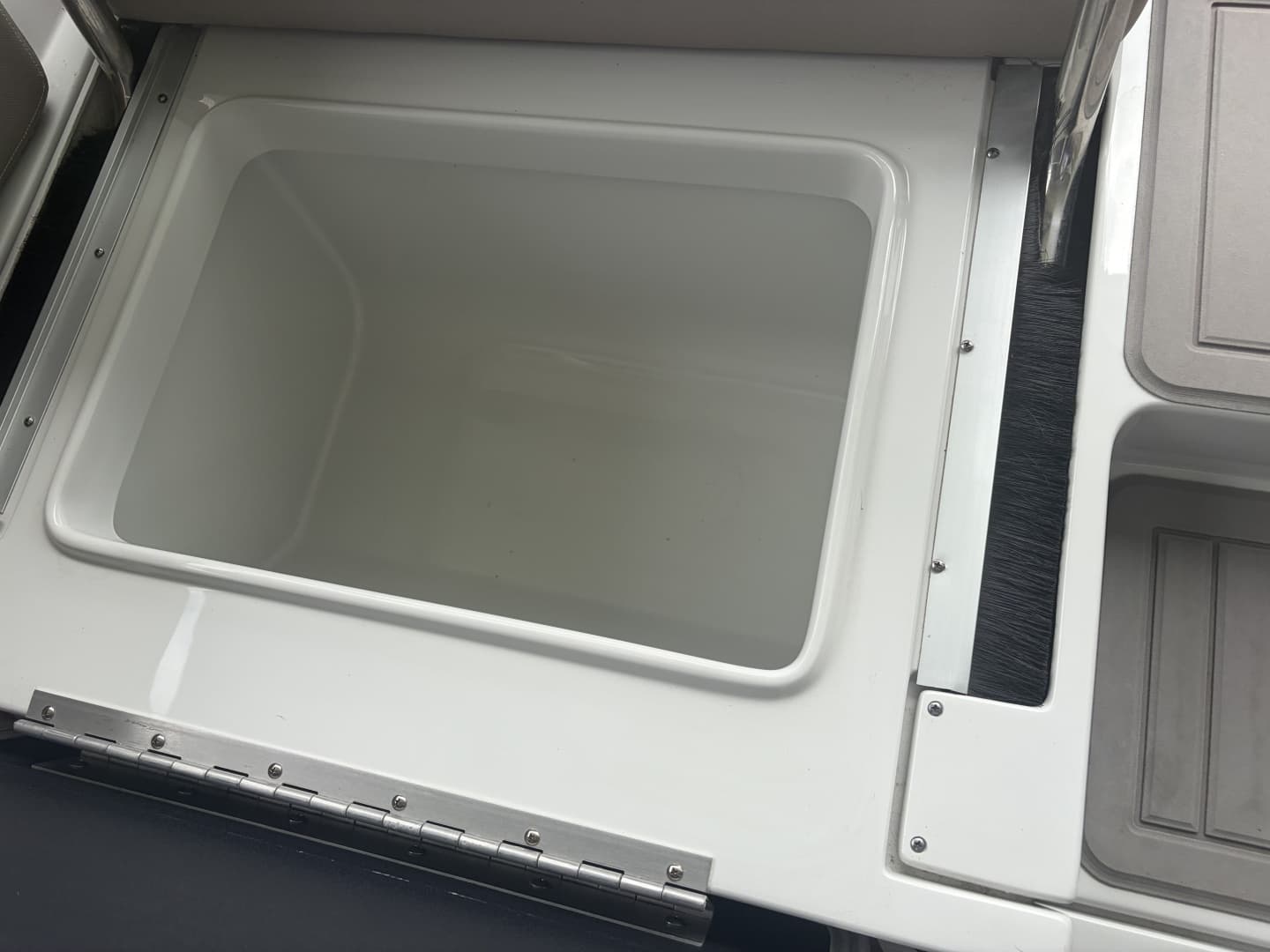 2018 Crownline Eclipse E30