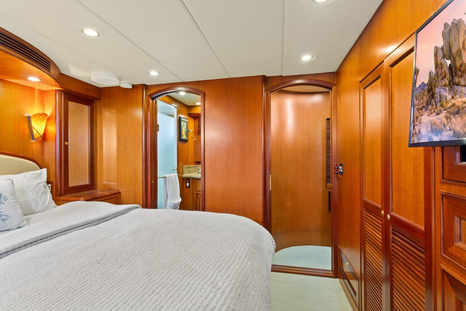 2005 Offshore Yachts Offshore 66