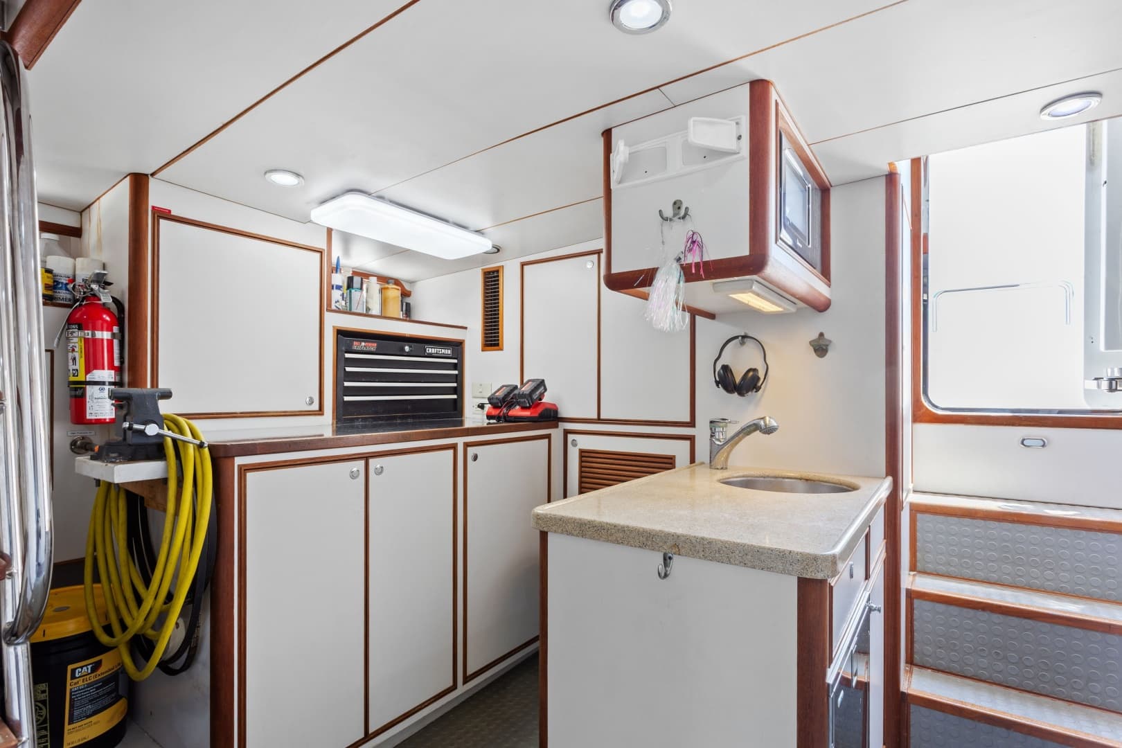 2005 Offshore Yachts Offshore 66
