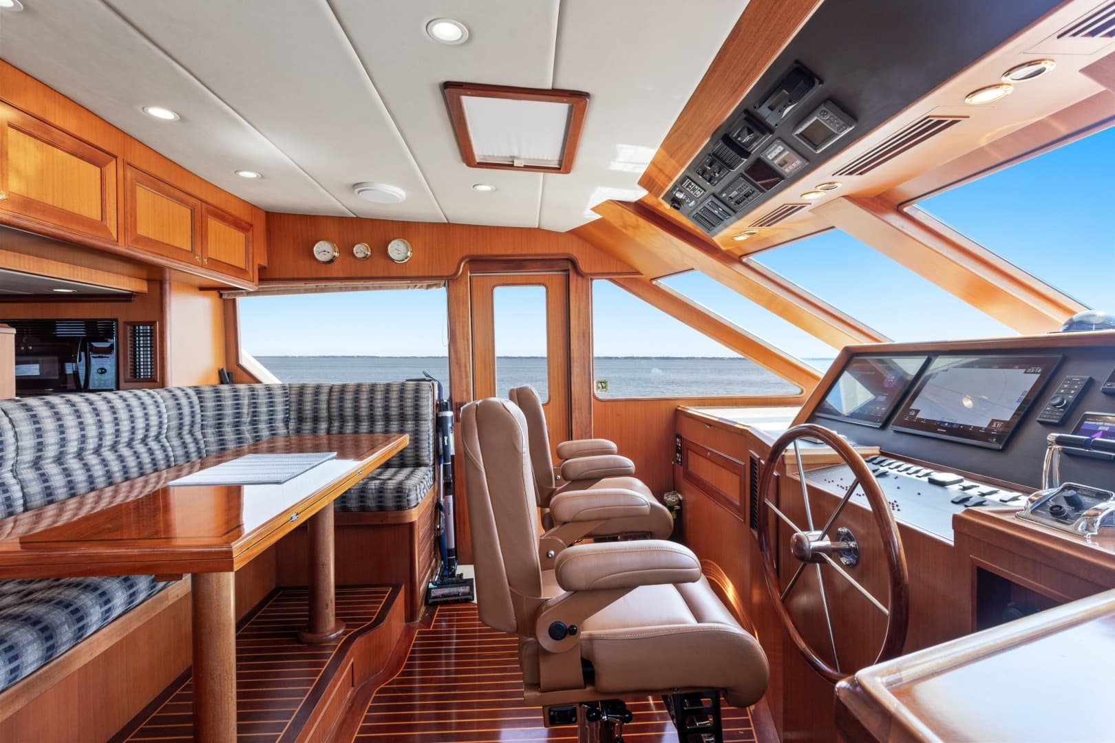 2005 Offshore Yachts Offshore 66