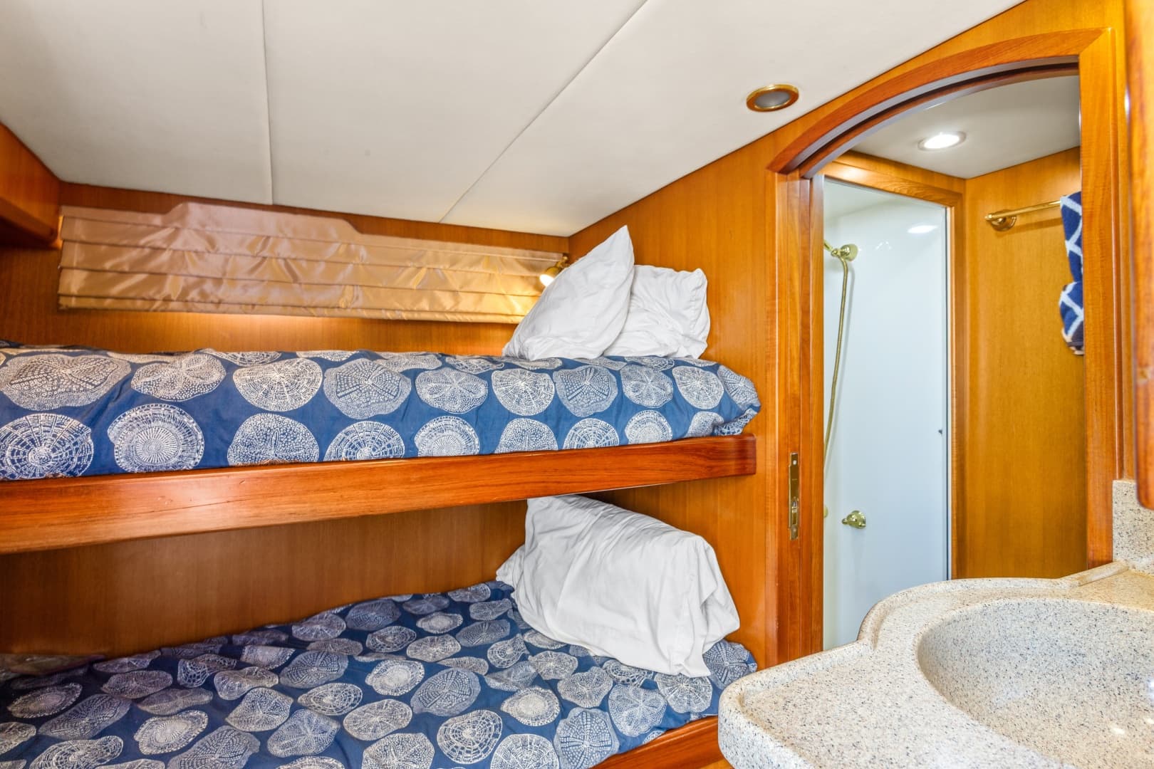 2005 Offshore Yachts Offshore 66