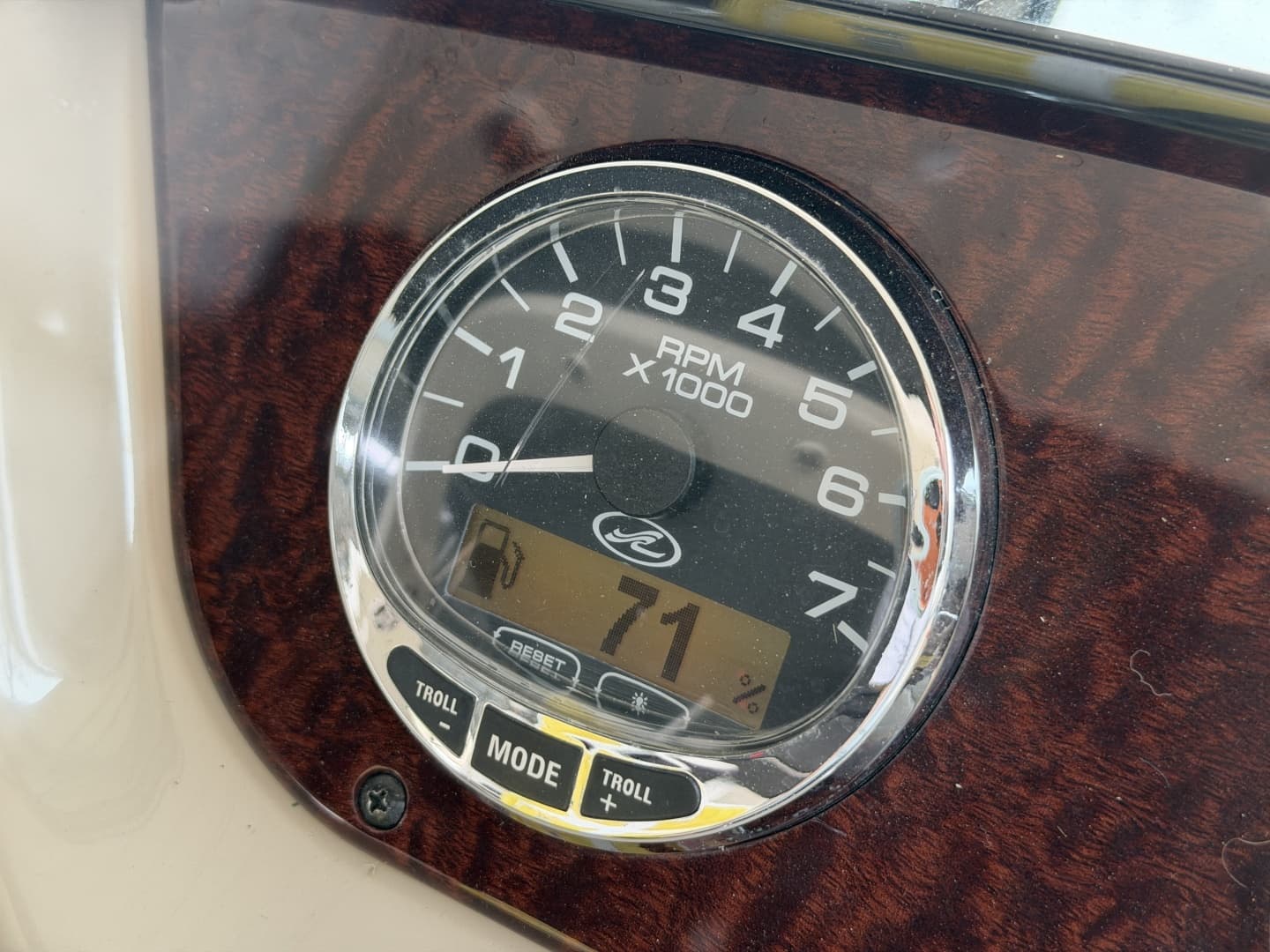 2009 Sea Ray 270 Sundancer