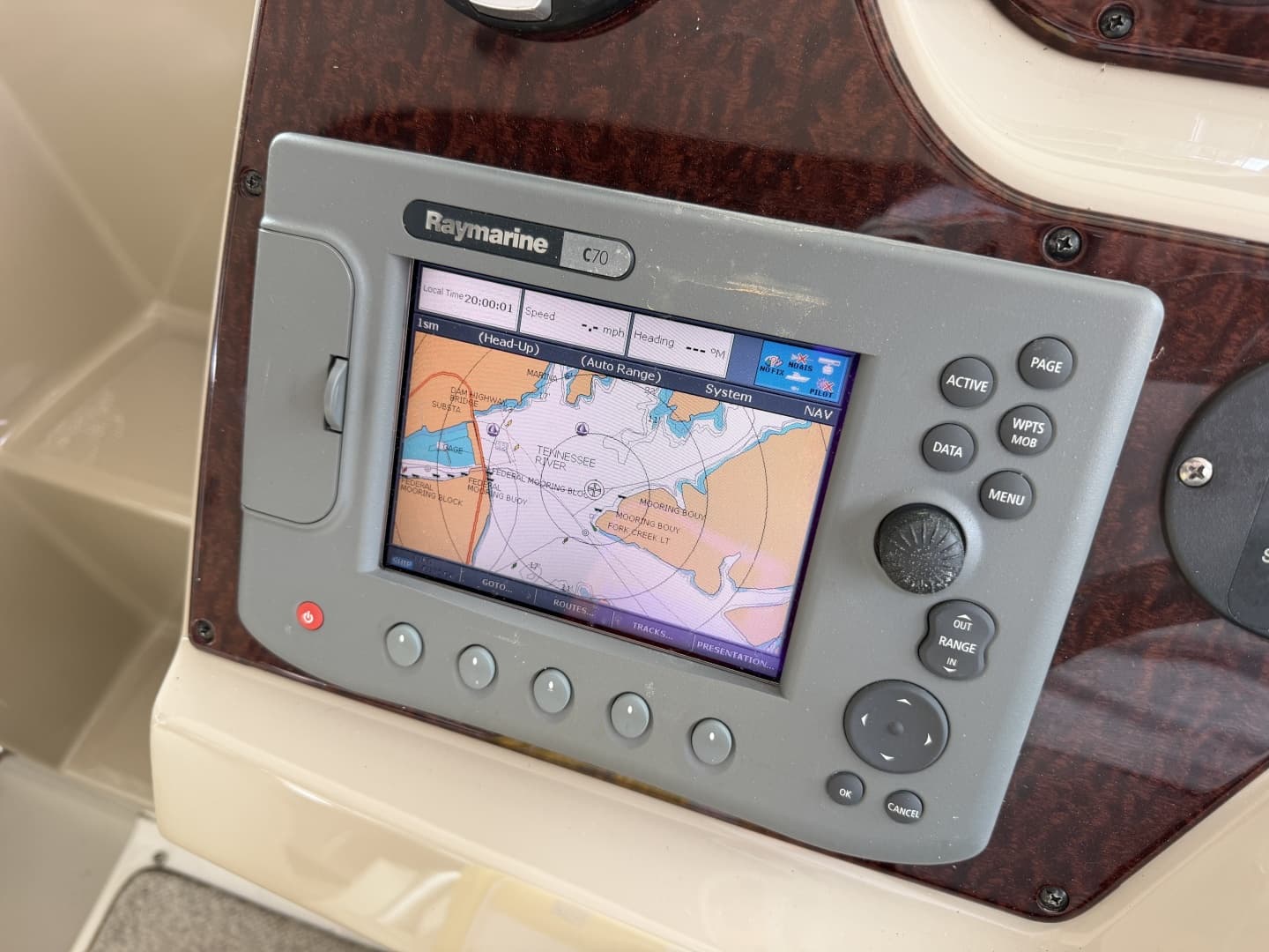 2009 Sea Ray 270 Sundancer