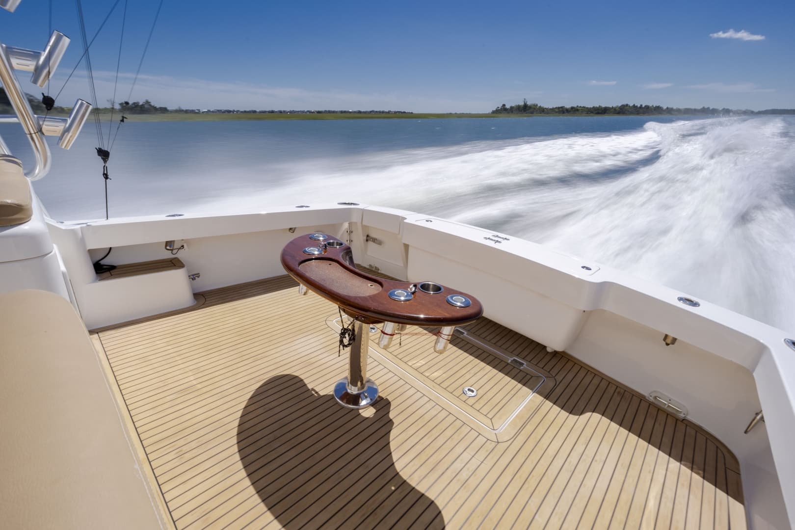 2019 Albemarle 410 Express Fisherman