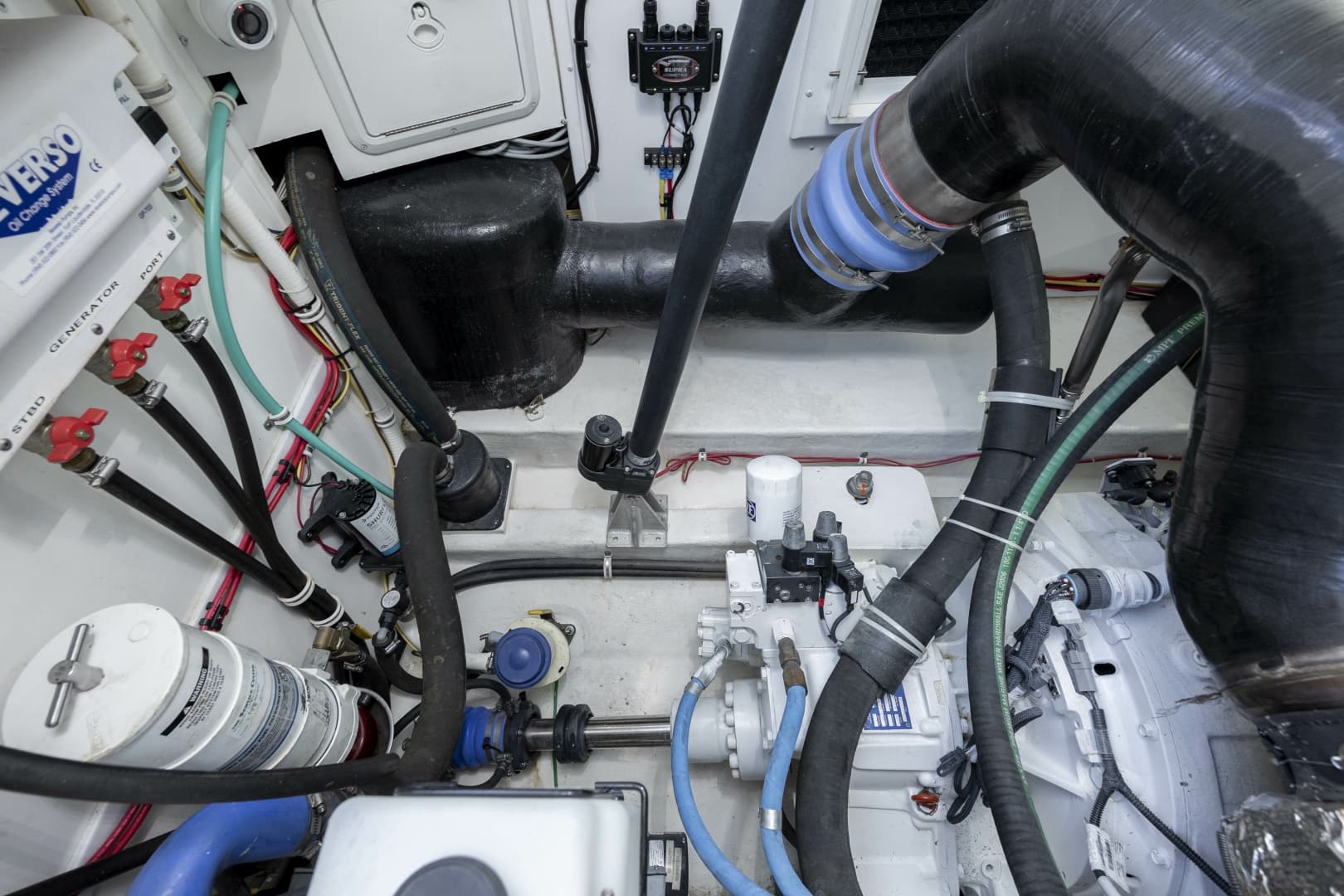 2019 Albemarle 410 Express Fisherman