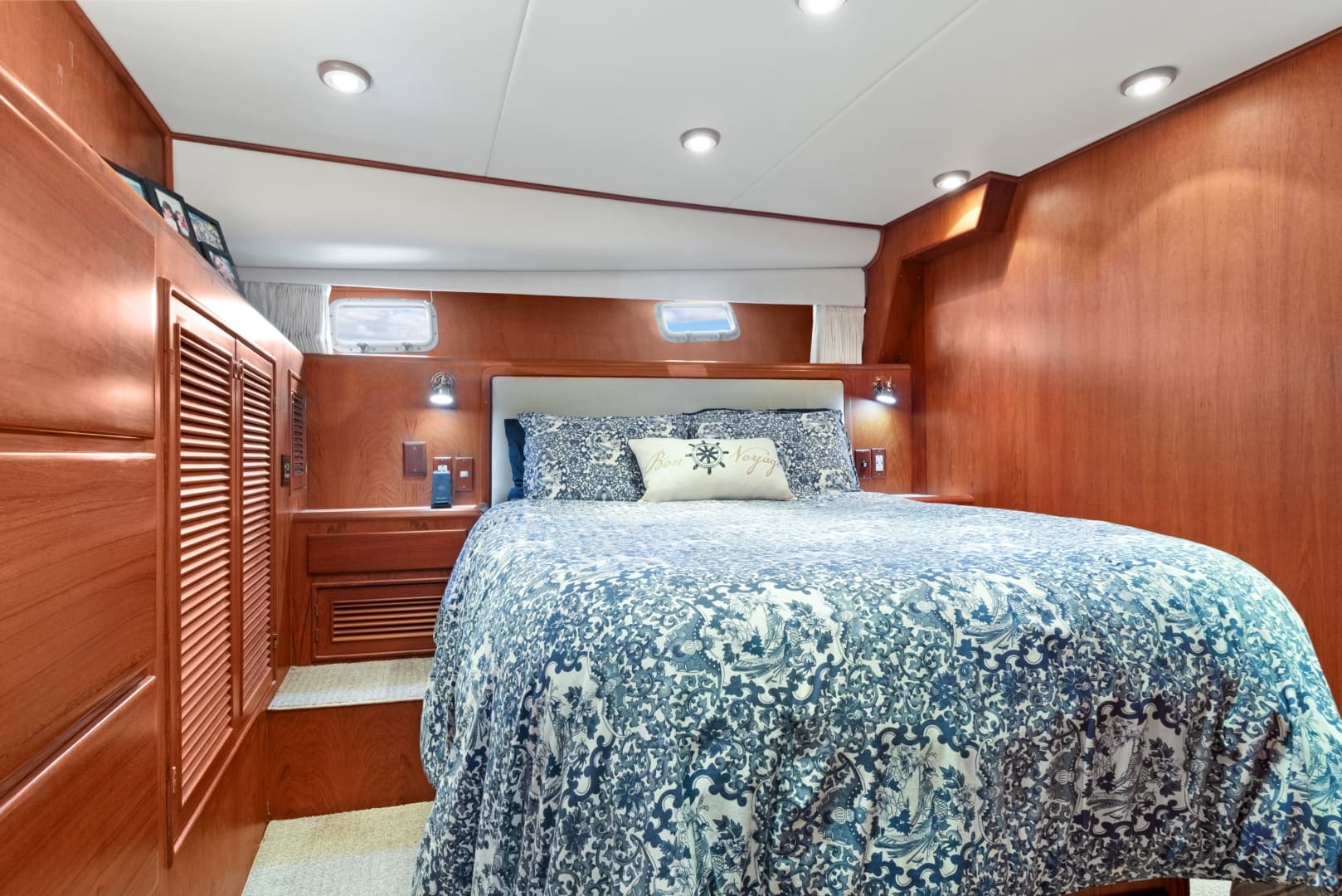 Midship Master Stateroom