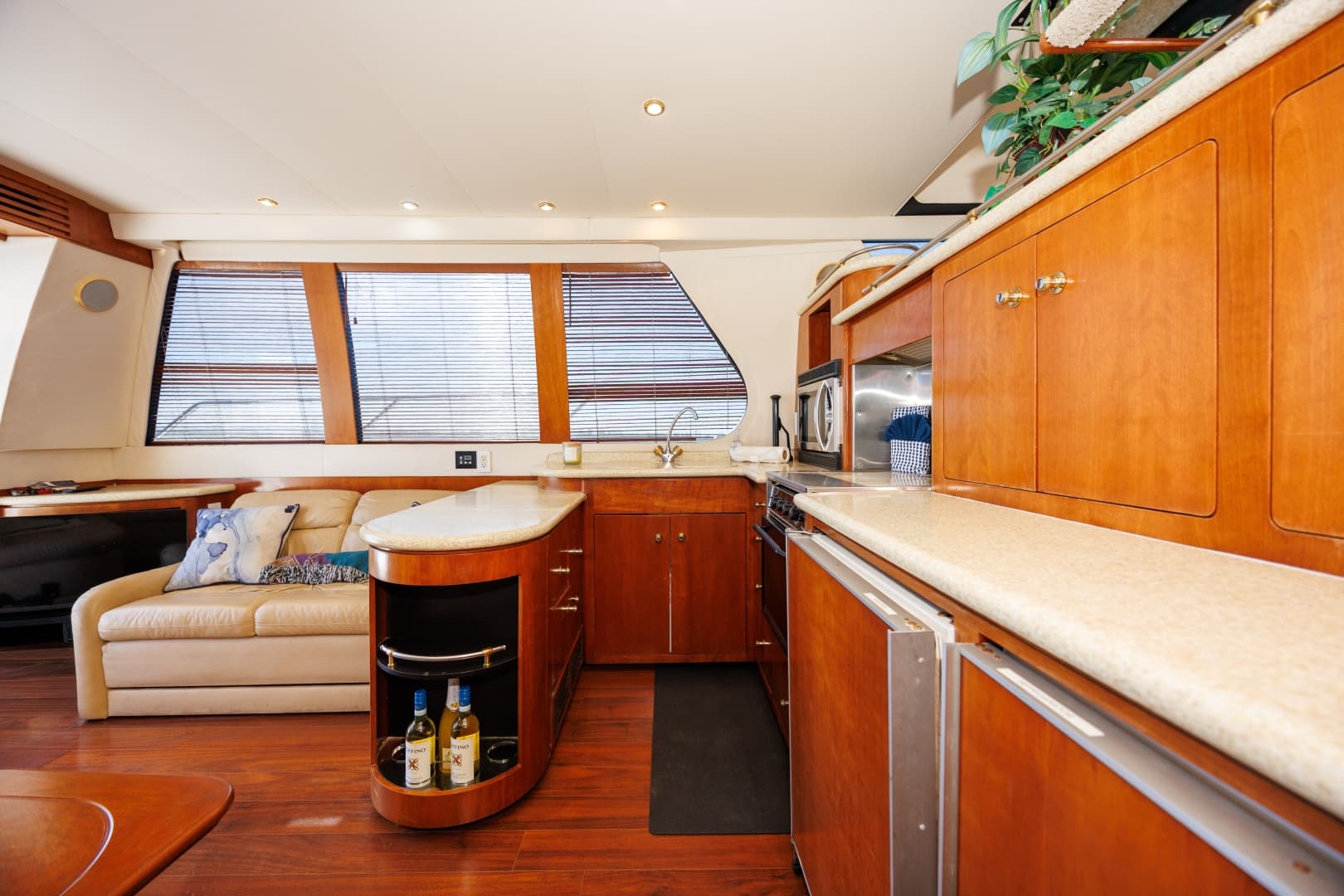 1999 Carver 530 Voyager