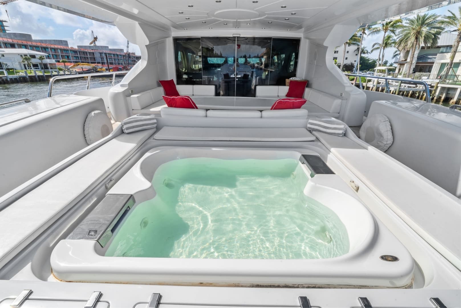 2005 Mangusta 130