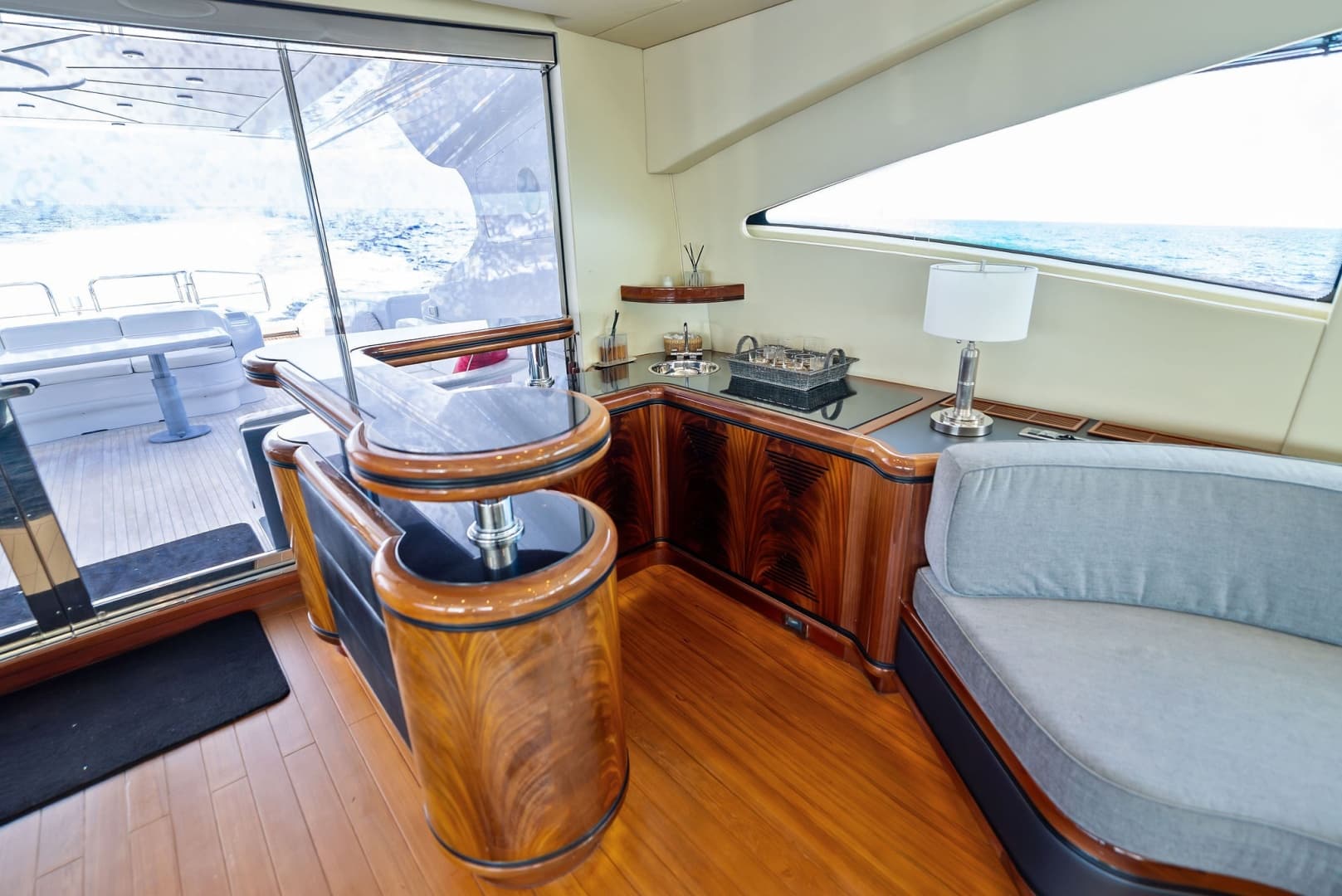 2005 Mangusta 130