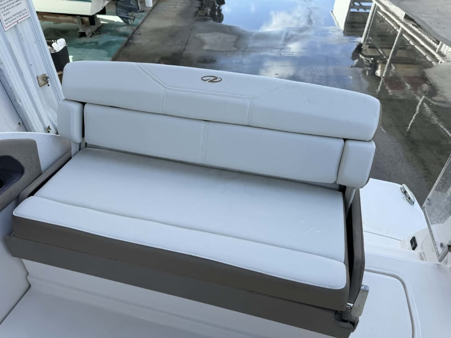 2016 Regal 28 Express