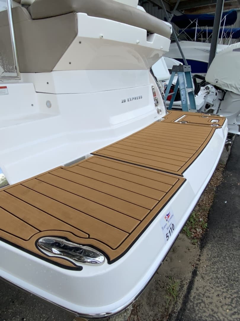 2016 Regal 28 Express