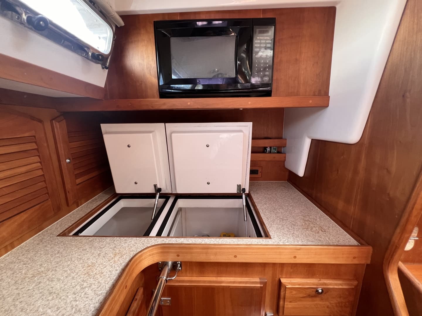 2006 Sabre 426