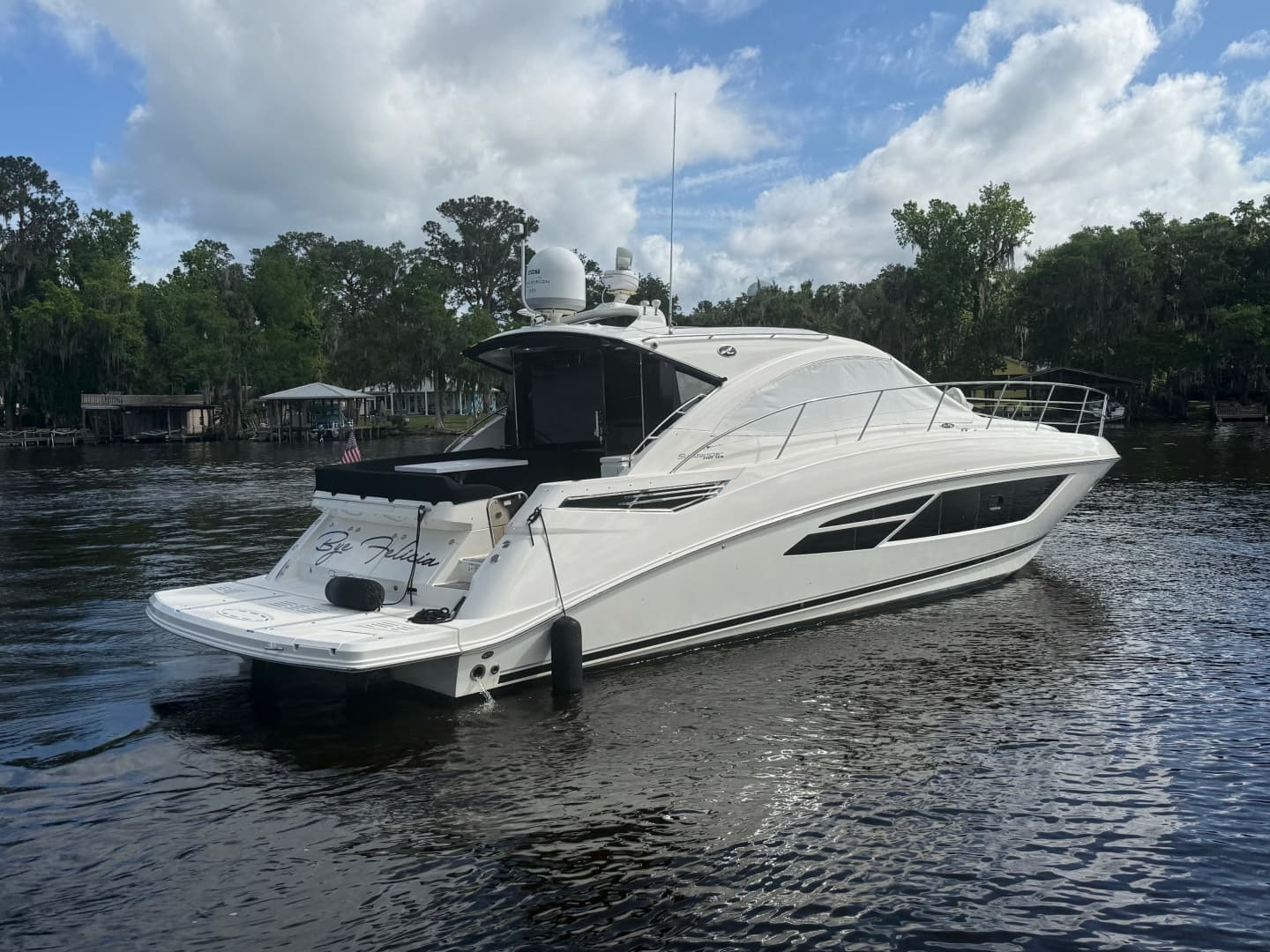2016 Sea Ray 510 SUNDANCER