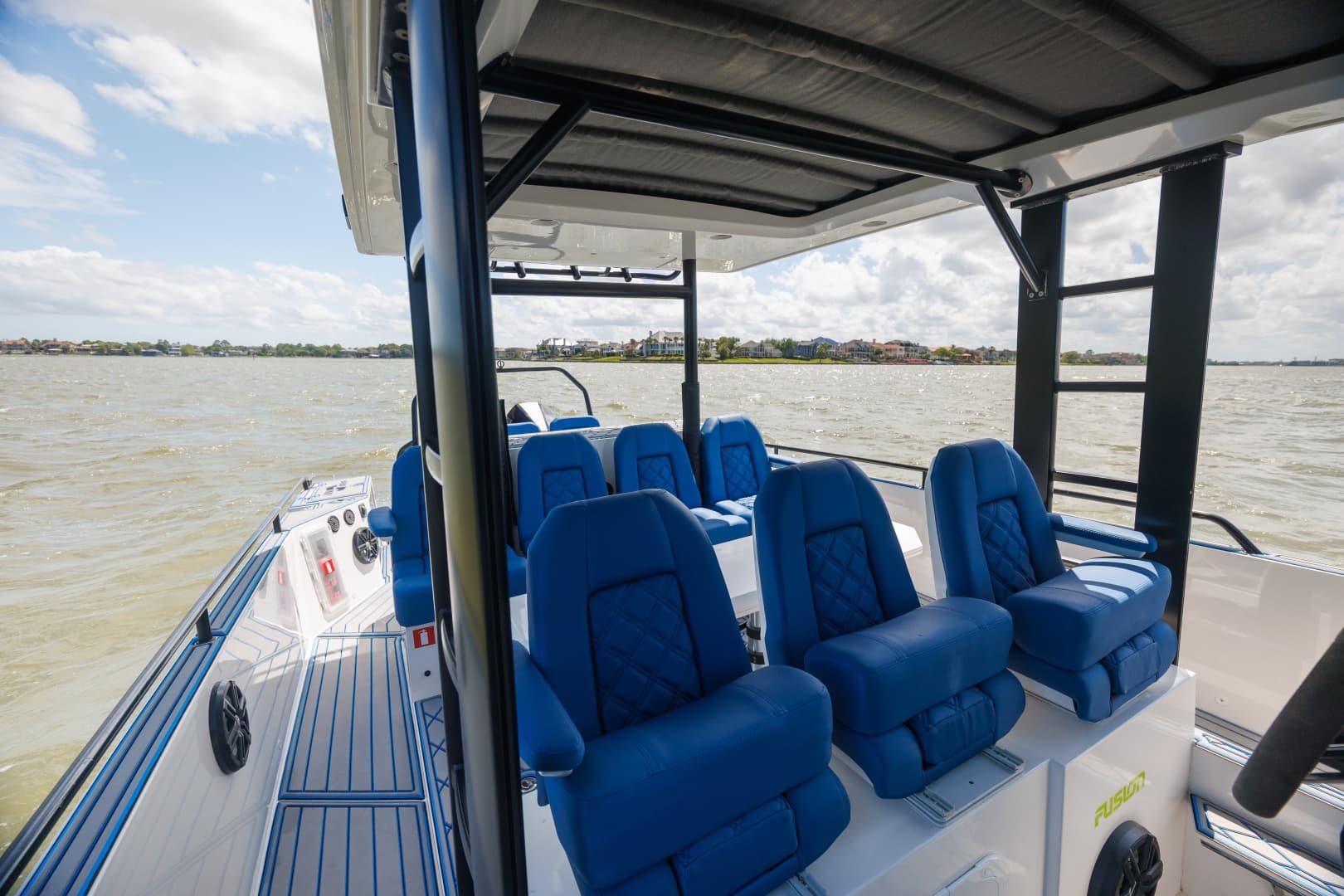 2019 Axopar 37 Sun Top