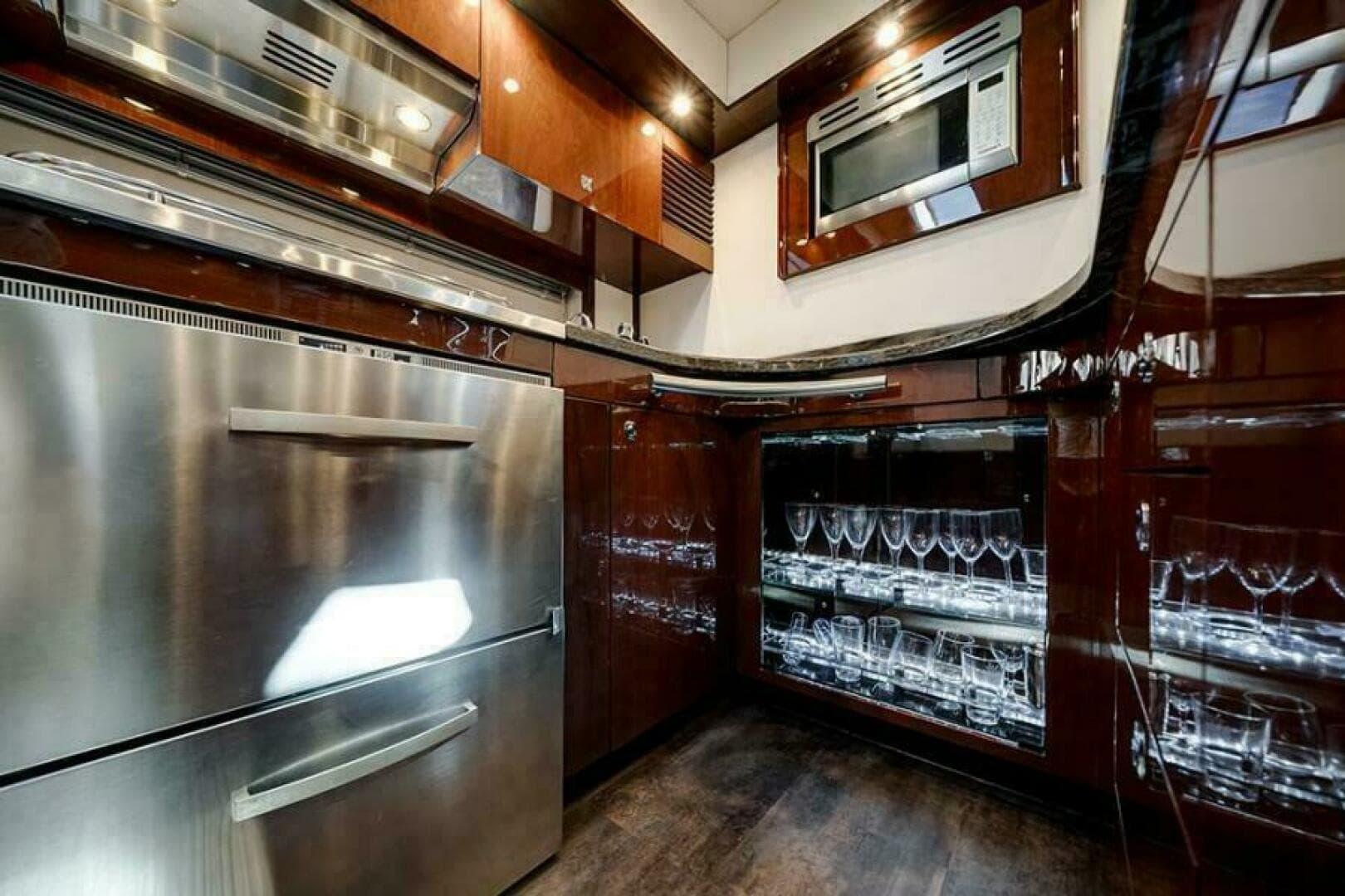 Galley undercounter