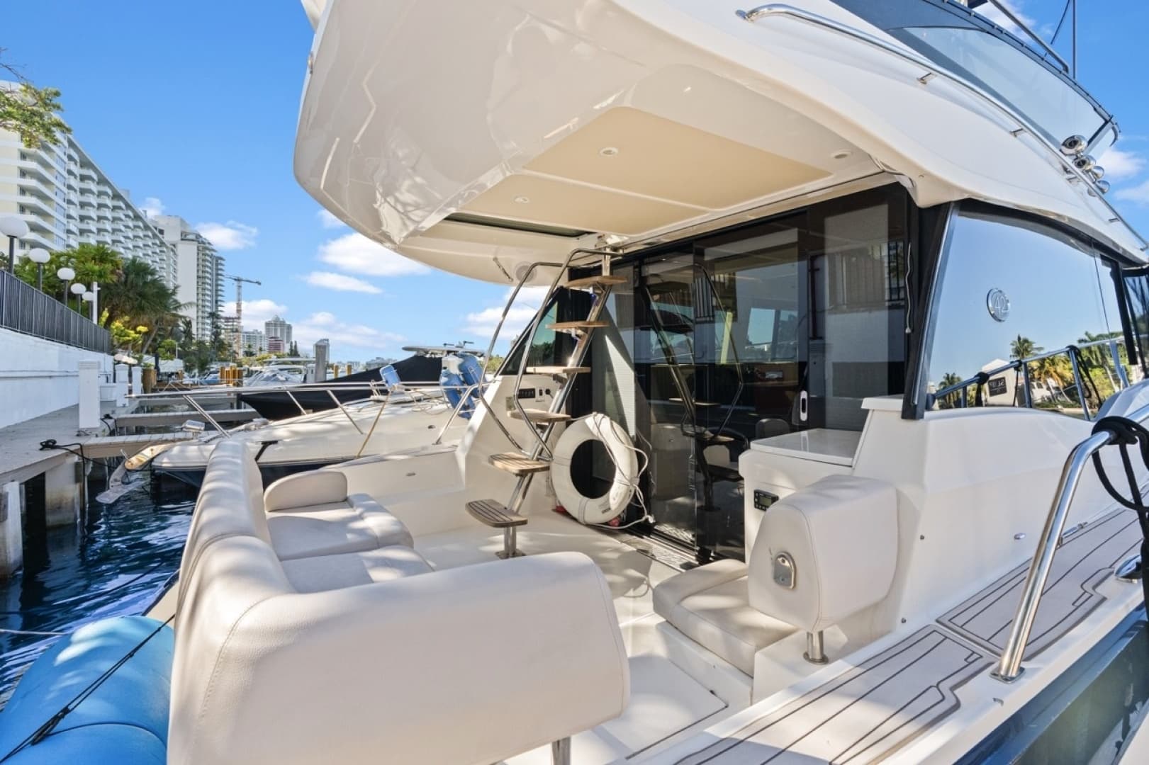2020 Regal 42 Fly