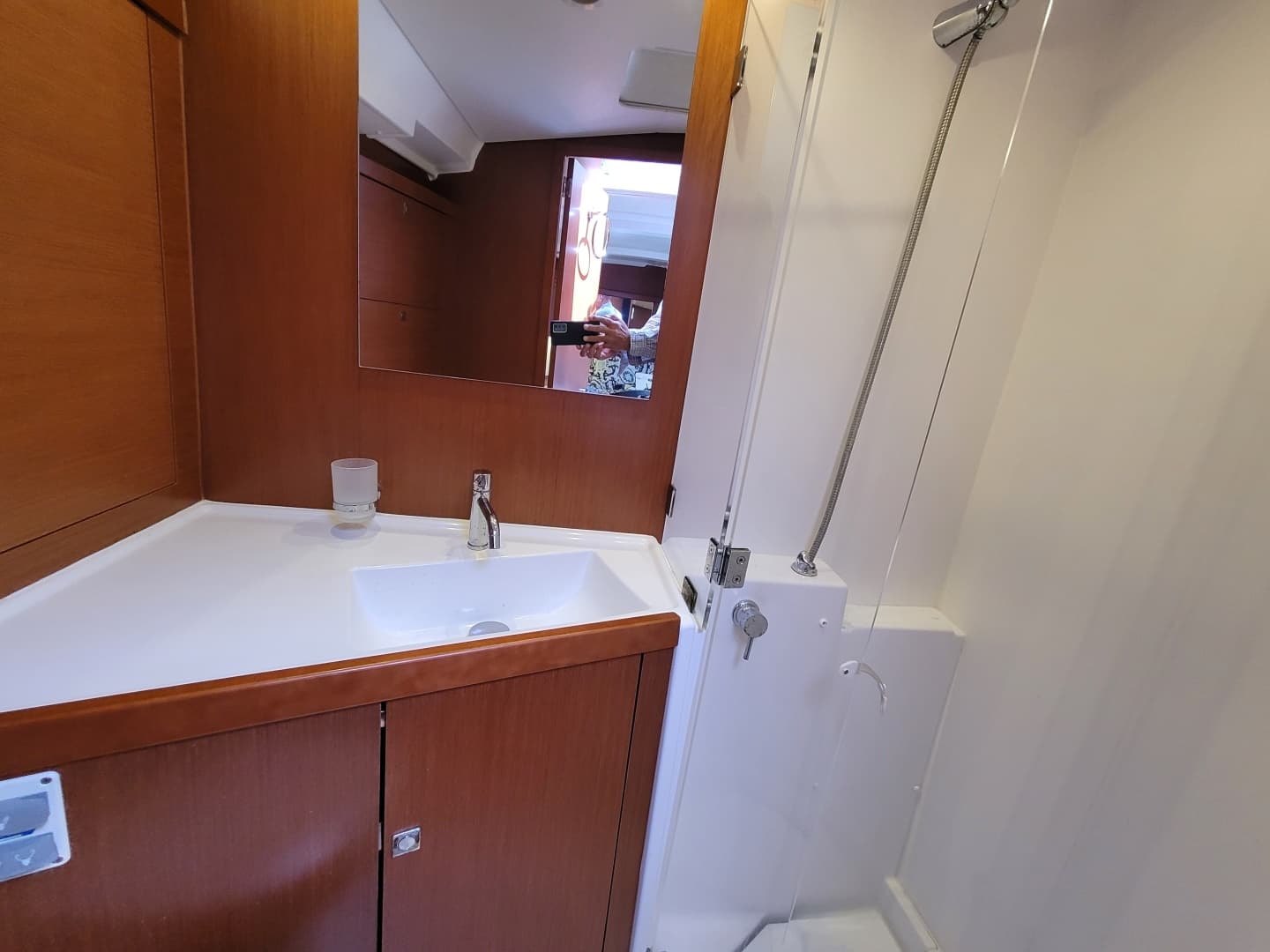 2015 Beneteau Oceanis 45