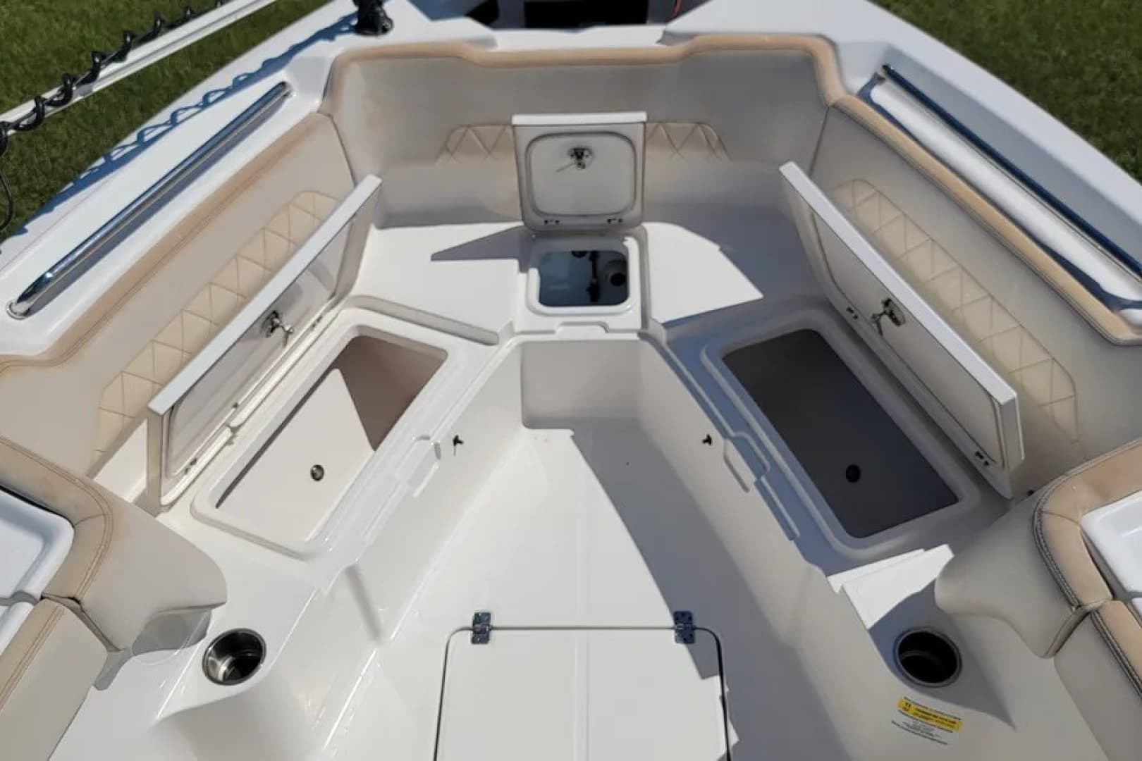 2021 Blue Wave 2800 Makaira