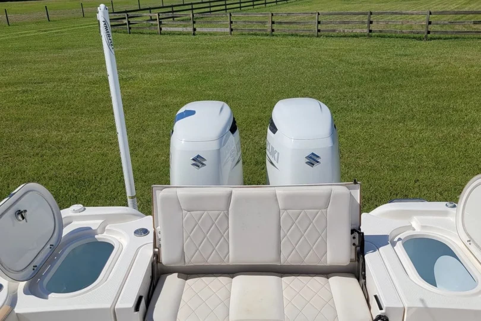 2021 Blue Wave 2800 Makaira