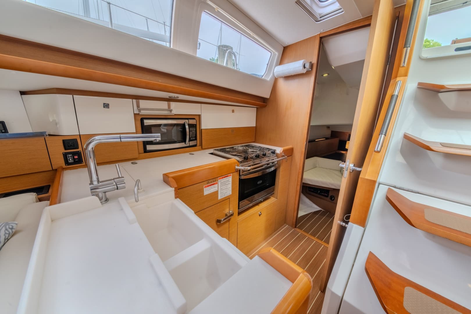 2015 Jeanneau 41 DS