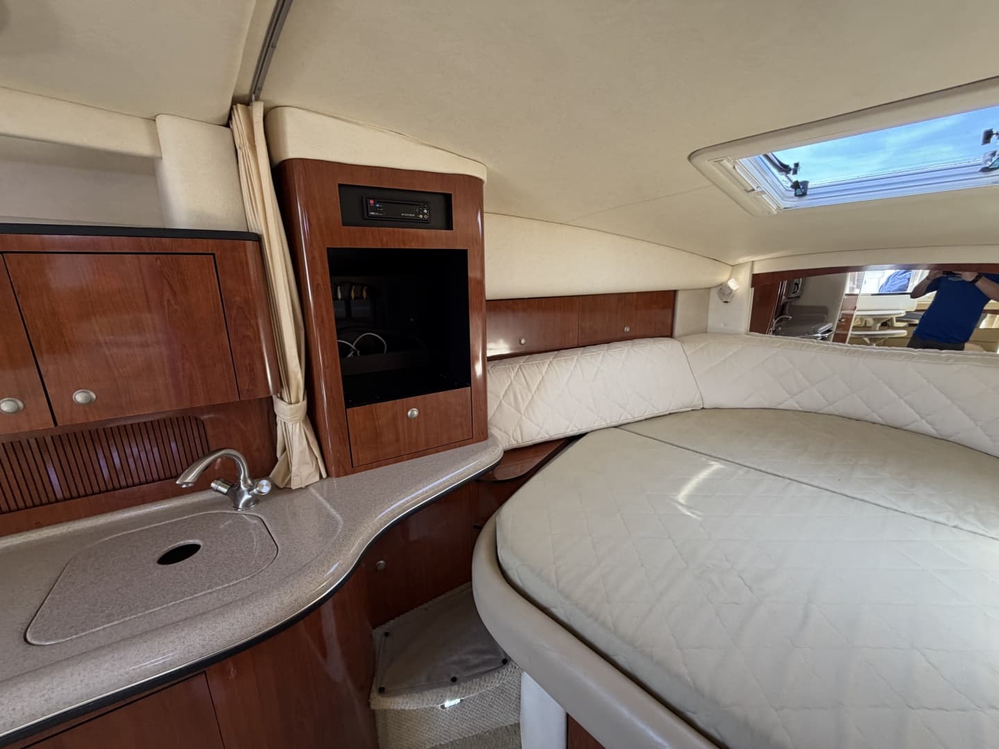 2006 Sea Ray 320 Sundancer
