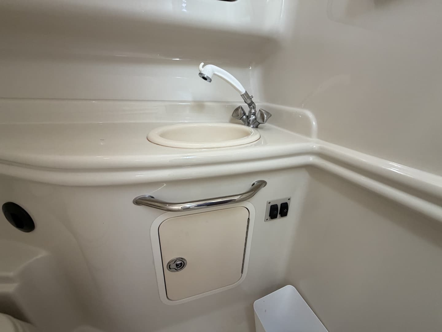 2006 Sea Ray 320 Sundancer