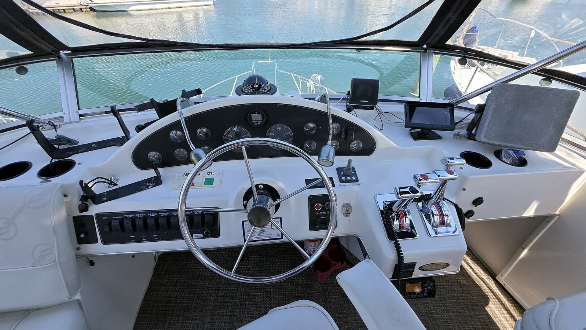 Flybridge Helm