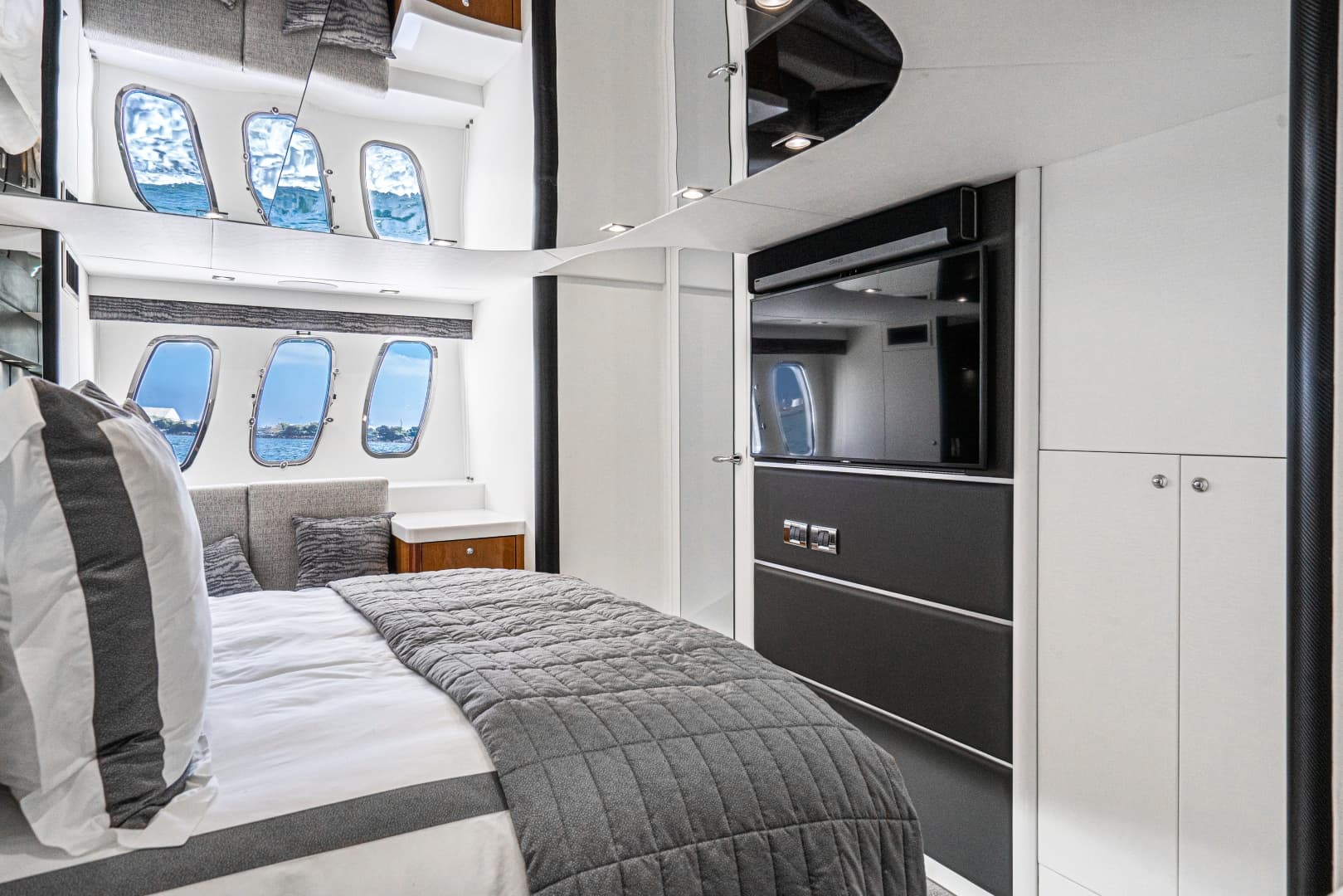 2005 Sunseeker 68 Predator