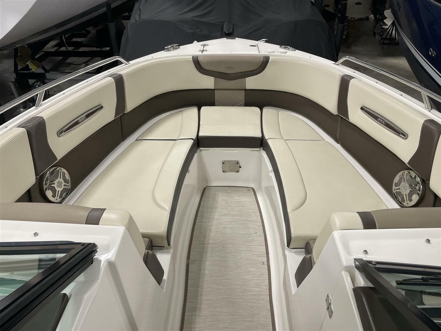 2019 Chaparral 297 SSX