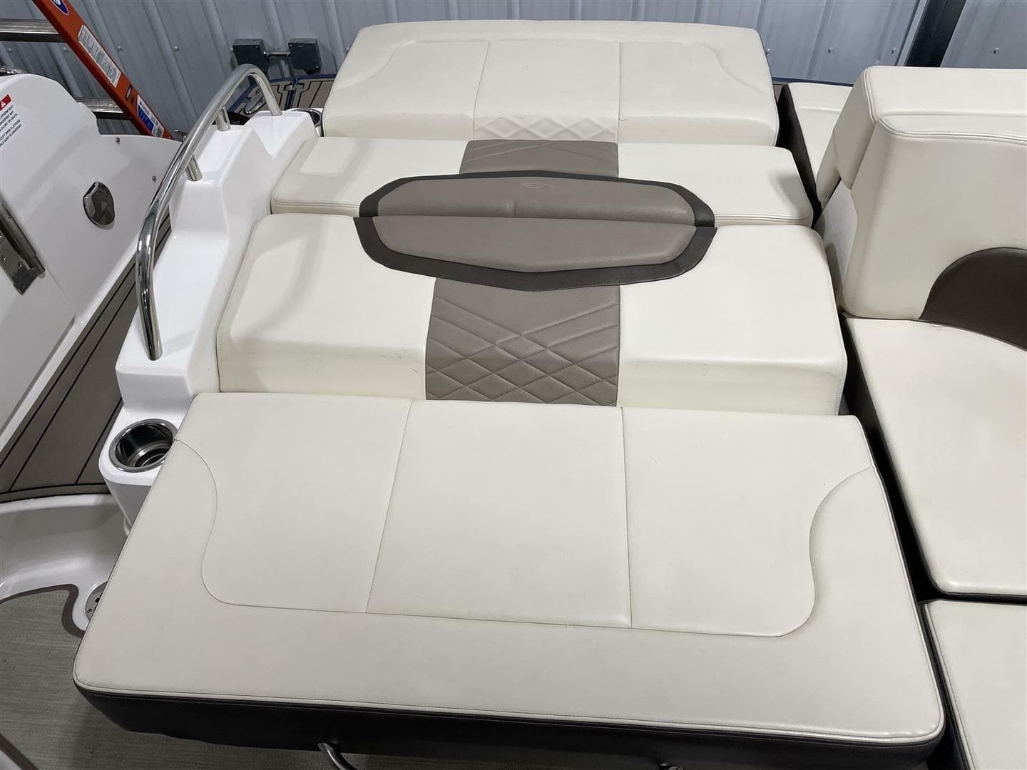 2019 Chaparral 297 SSX