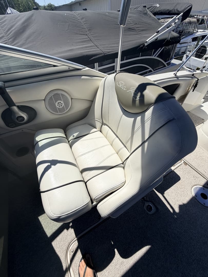2007 Sea Ray 250 Amberjack