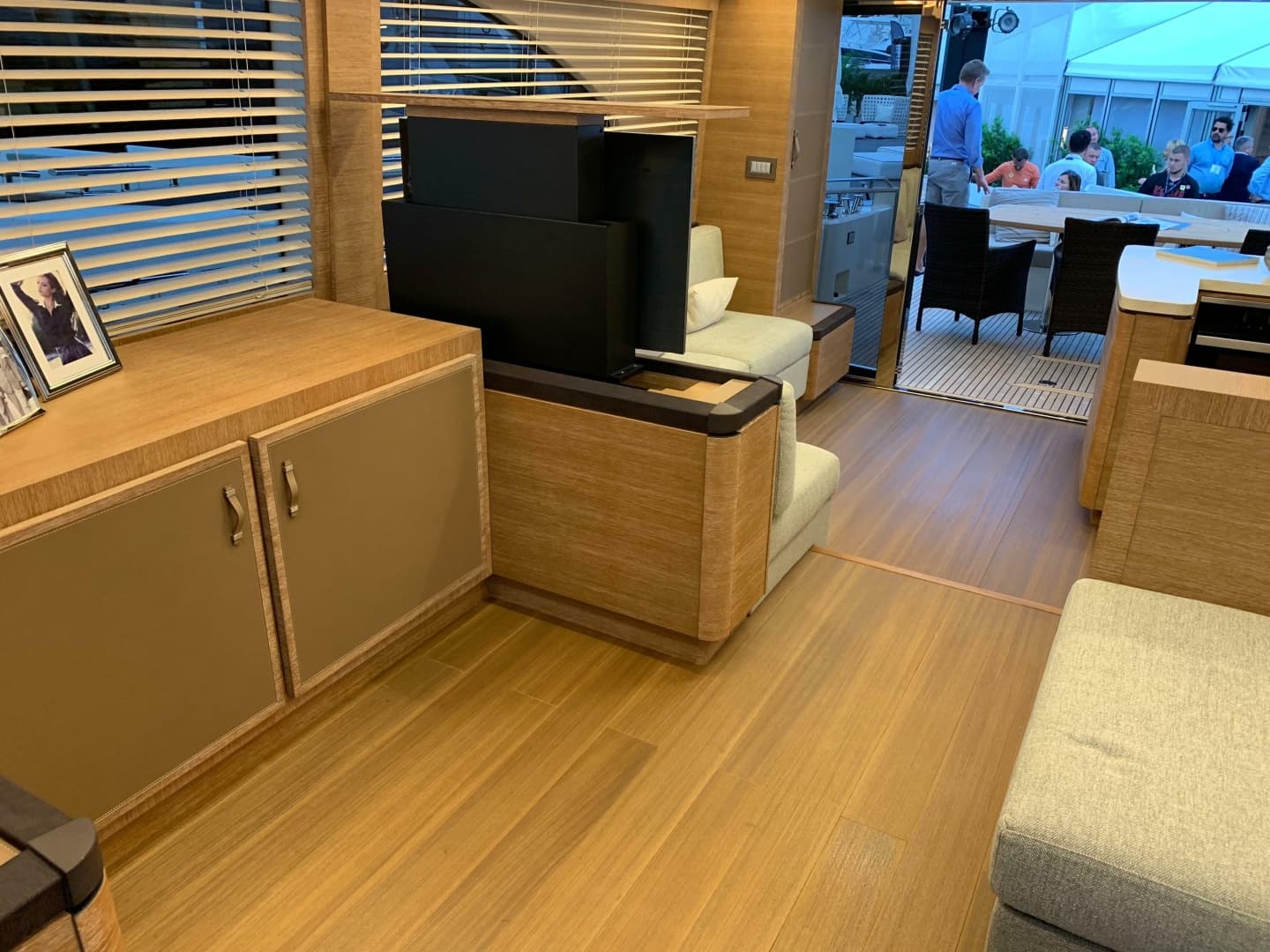 2018 Monte Carlo Yachts MCY 65