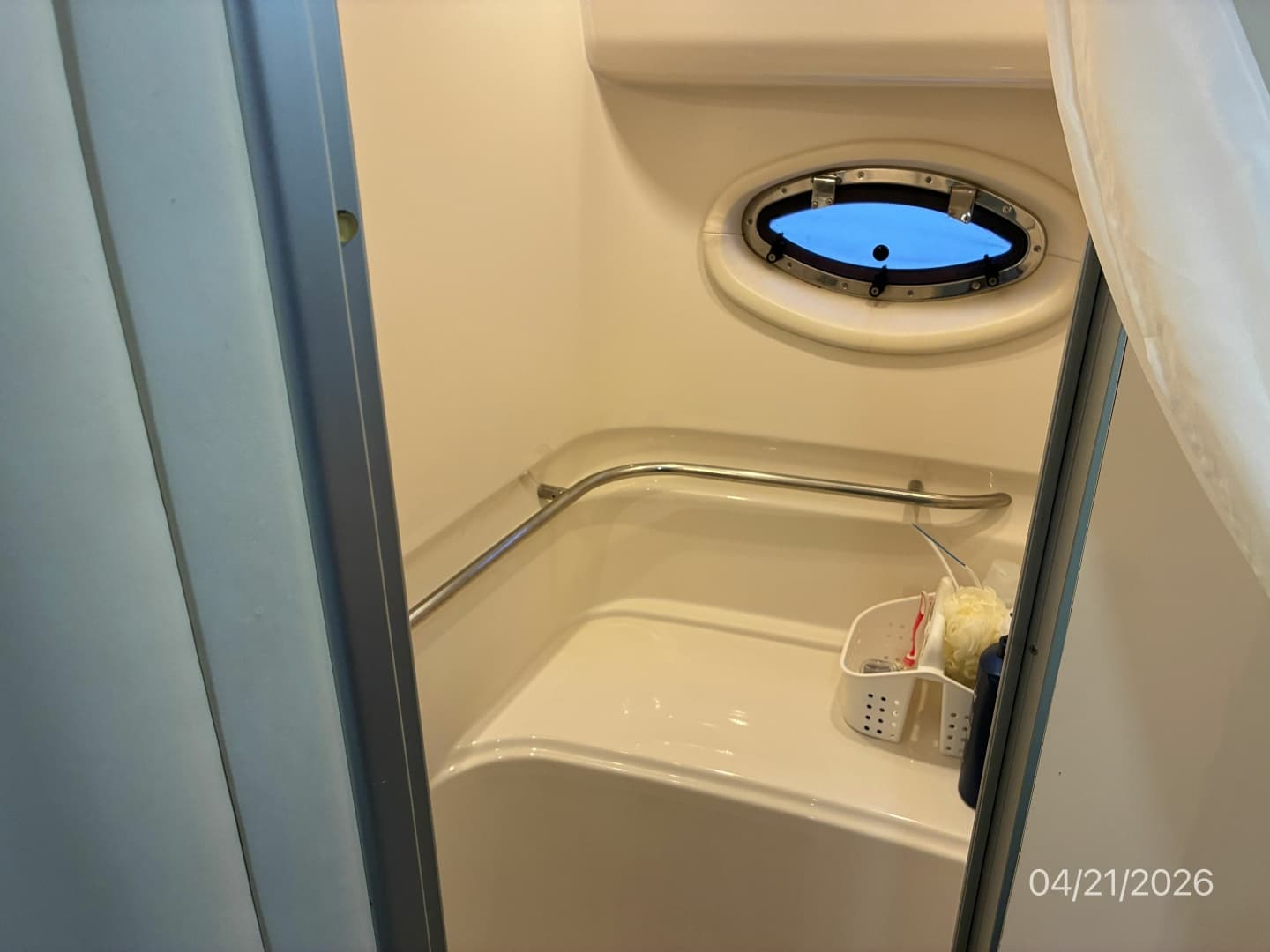 41' Maxum Master Shower