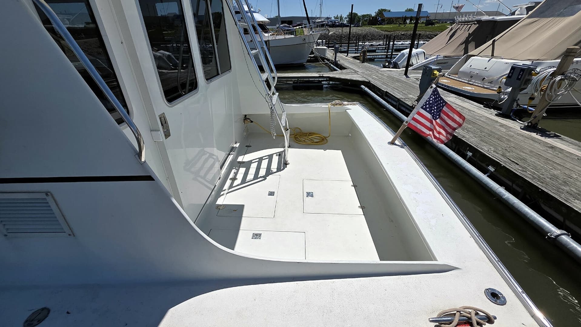 Cockpit Starboard