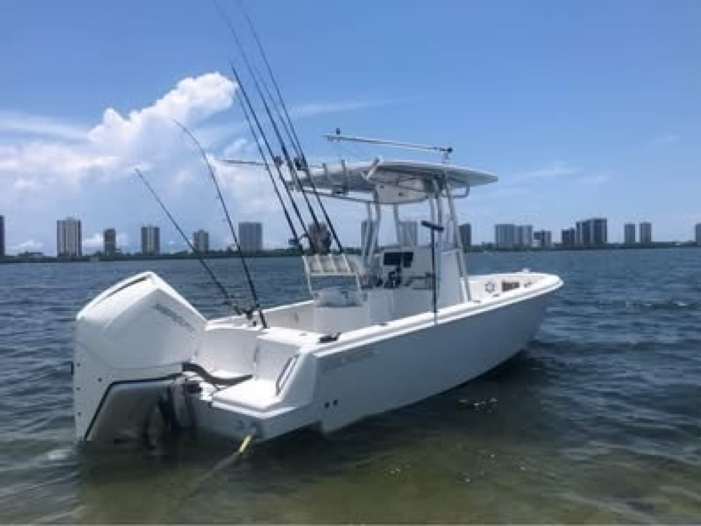 2019 Reef Runner 230XS