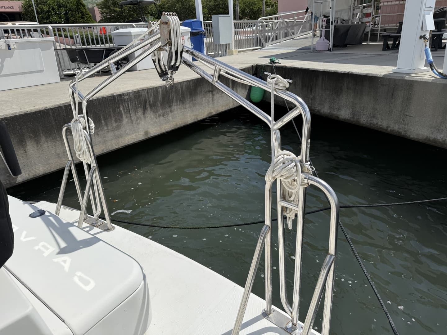 2006 Carver 44 CMY