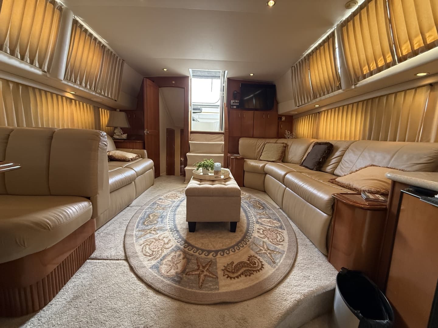 2006 Carver 44 CMY