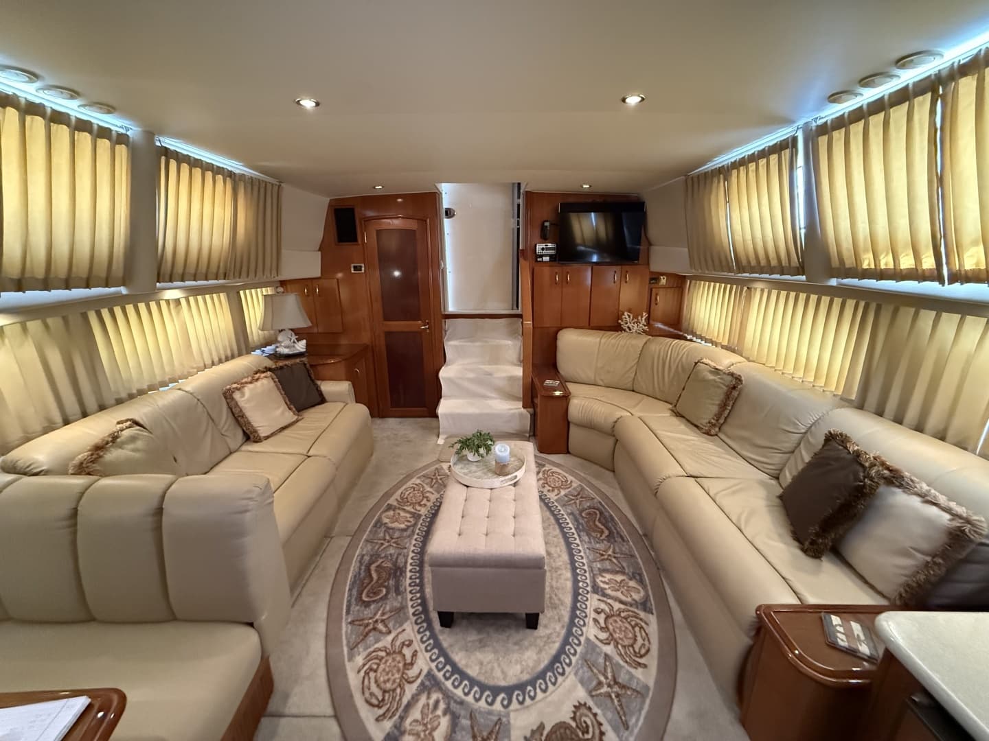 2006 Carver 44 CMY