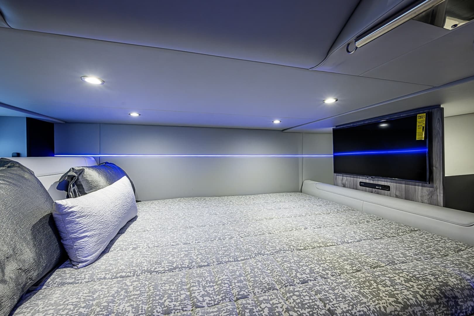 2024 Formula 400 Super Sport Crossover