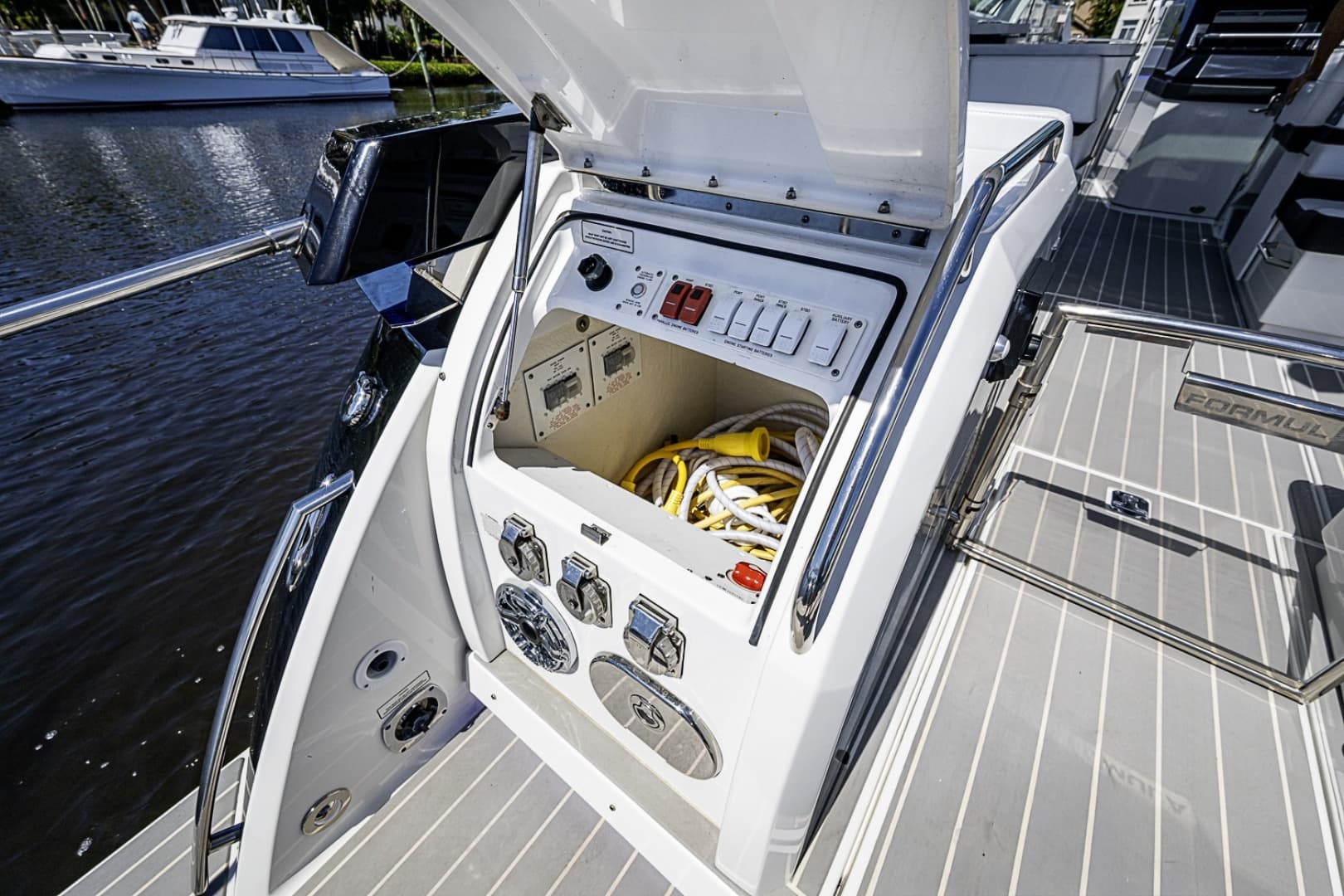 2024 Formula 400 Super Sport Crossover