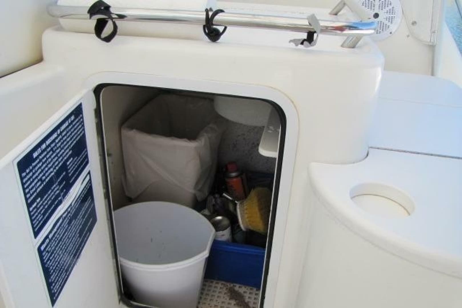 1997 Sea Ray 370 Express Cruiser